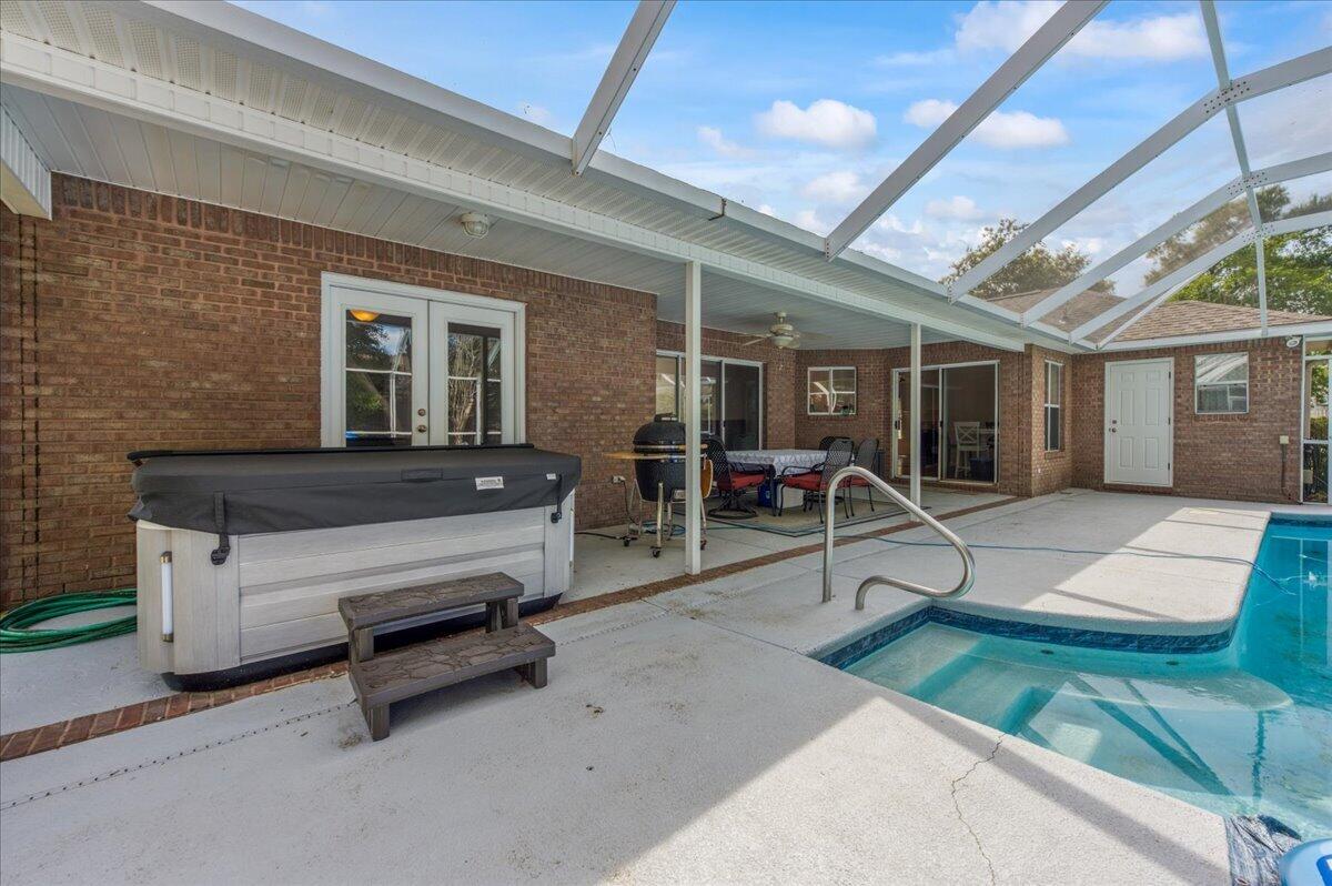 4034 Bond Circle