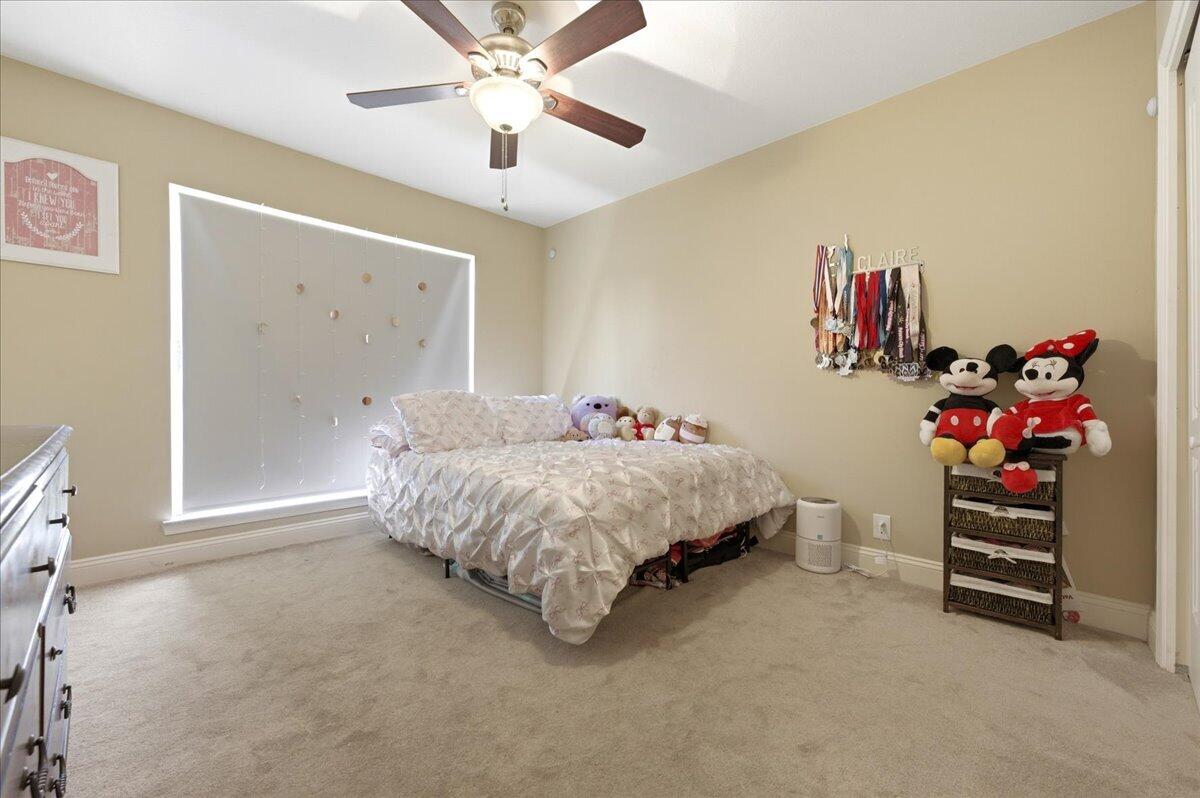 4034 Bond Circle