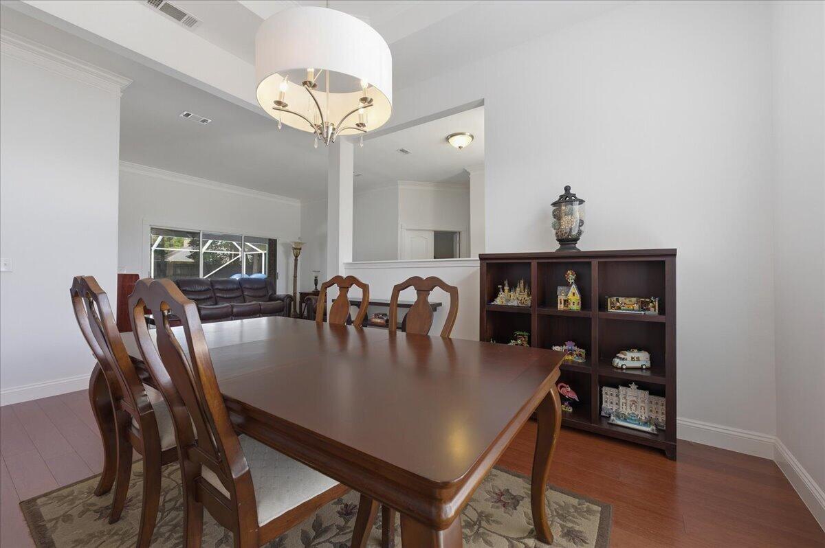 4034 Bond Circle