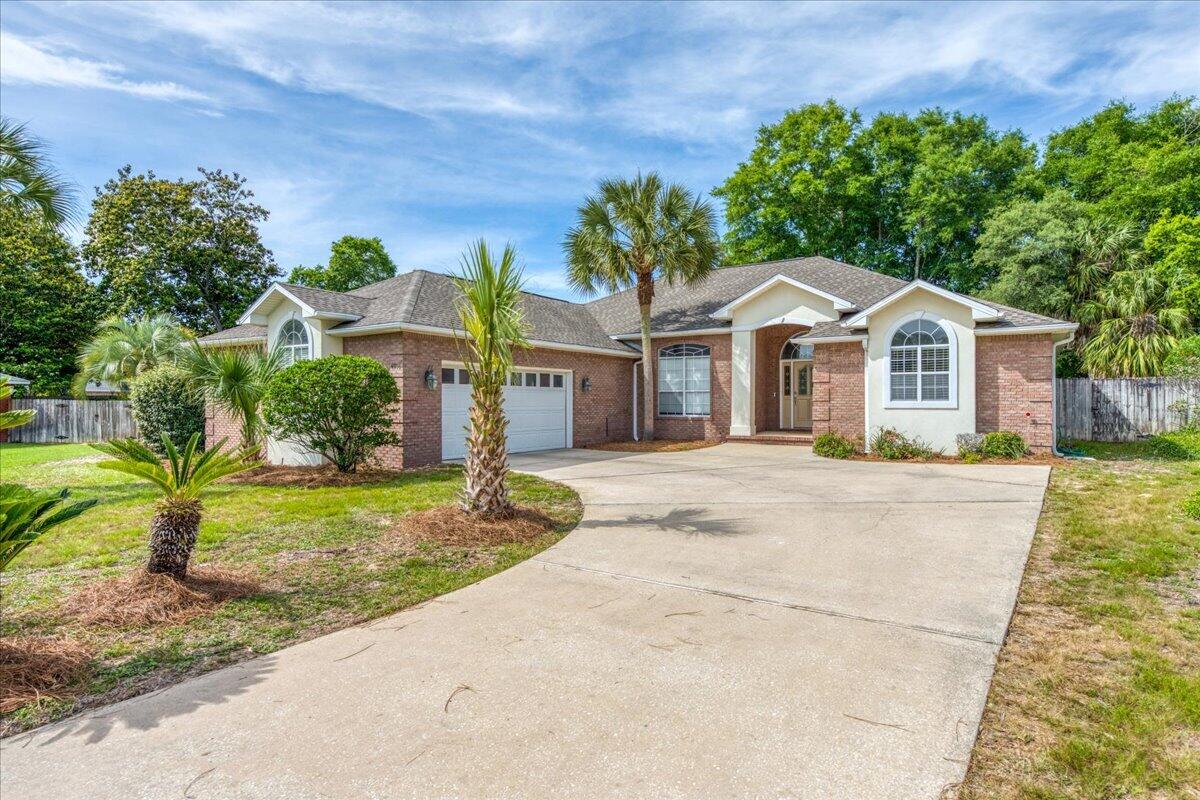 4034 Bond Circle