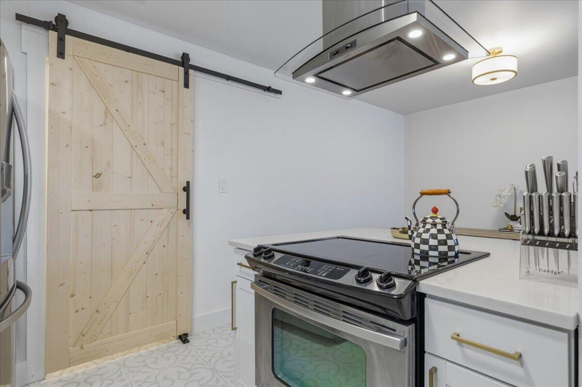 626 Emerald Lane