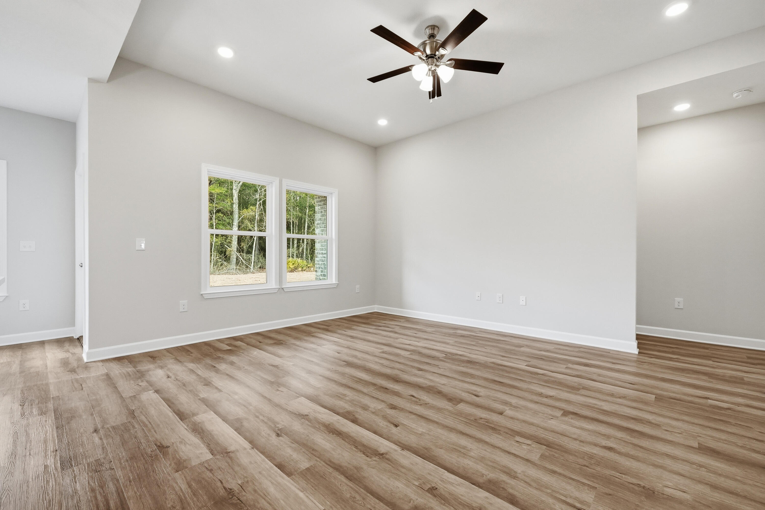 98 Spooner Street, DeFuniak Springs