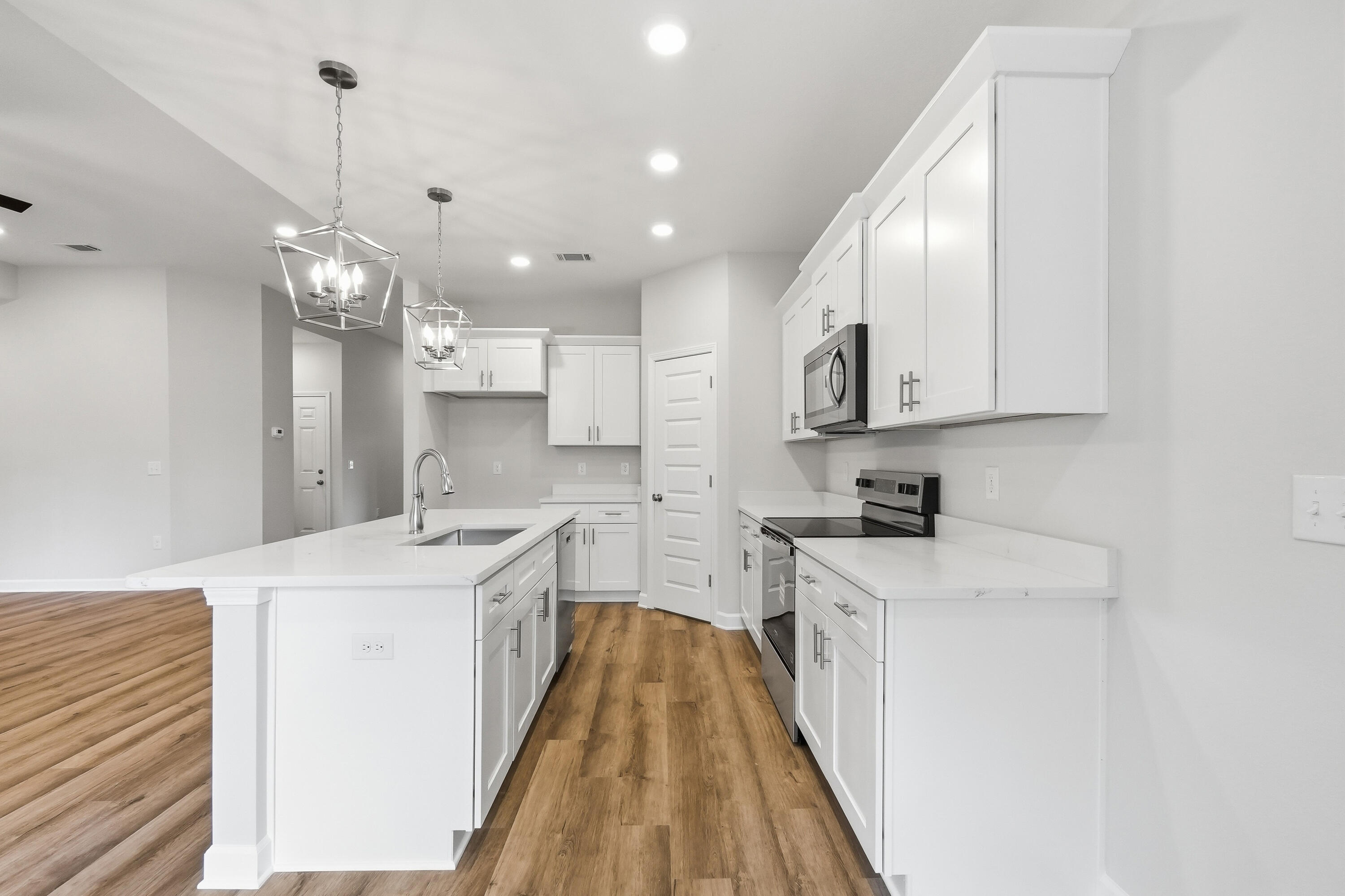 98 Spooner Street, DeFuniak Springs