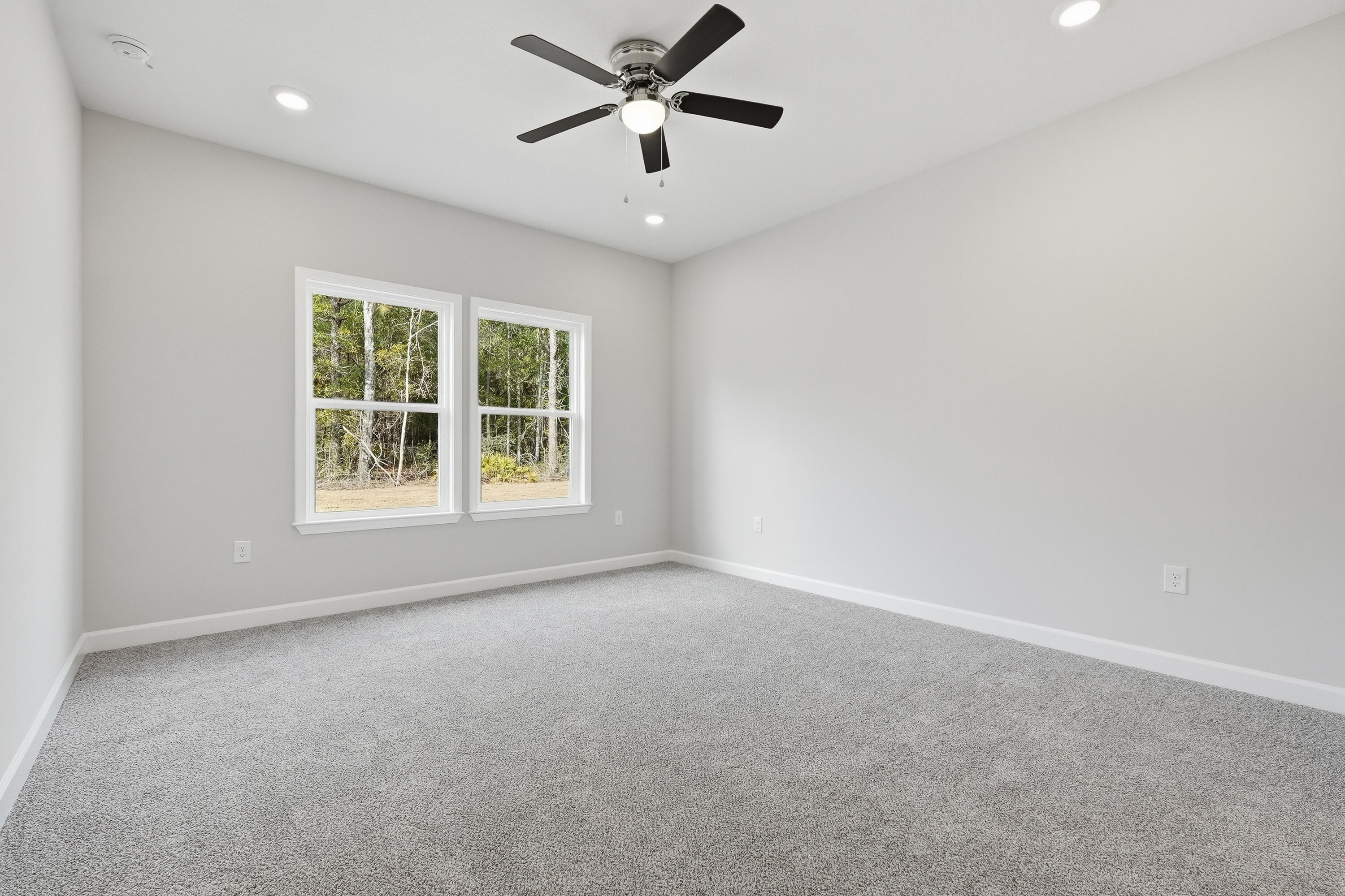 98 Spooner Street, DeFuniak Springs