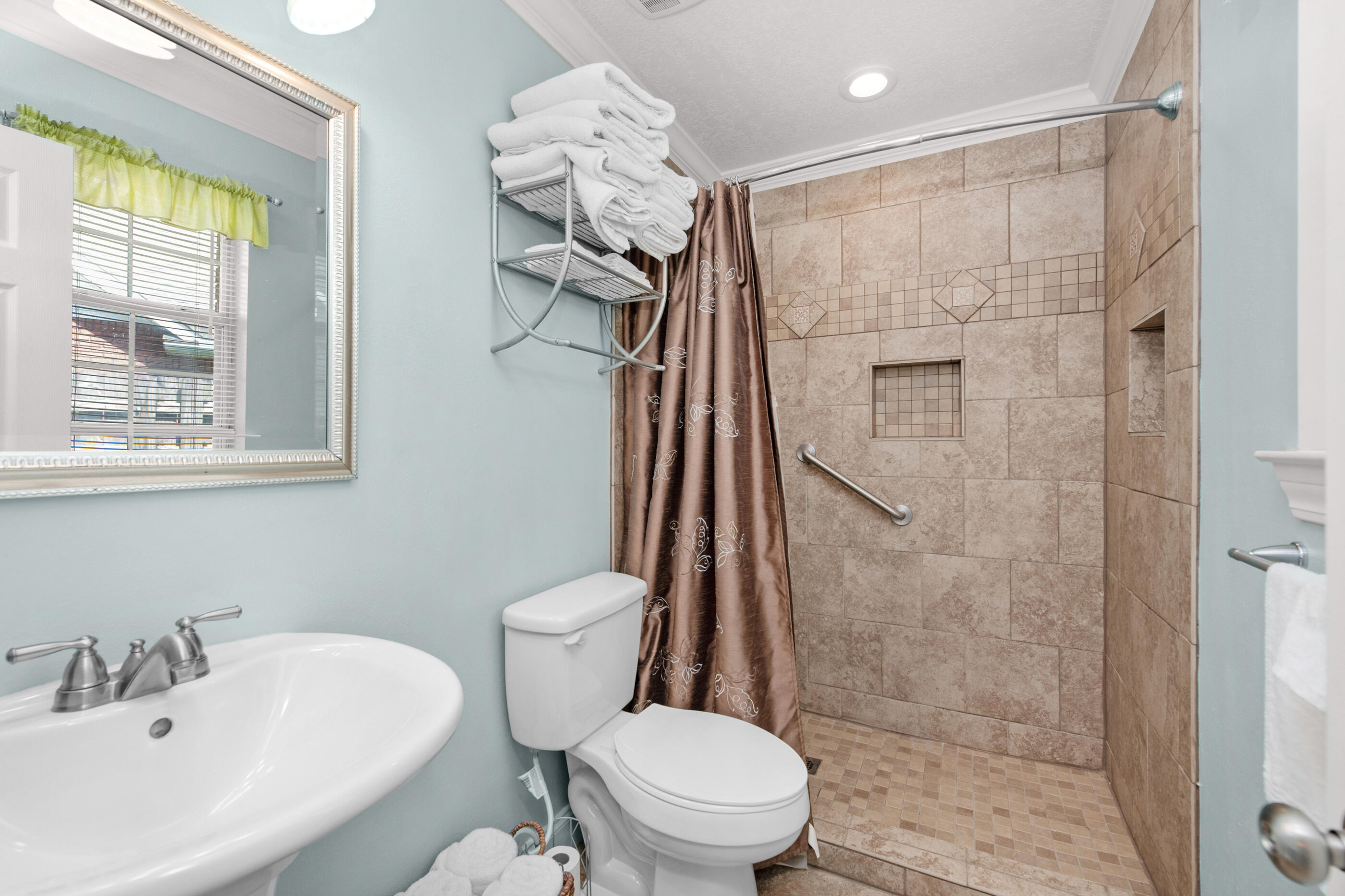 2587 Dana Court