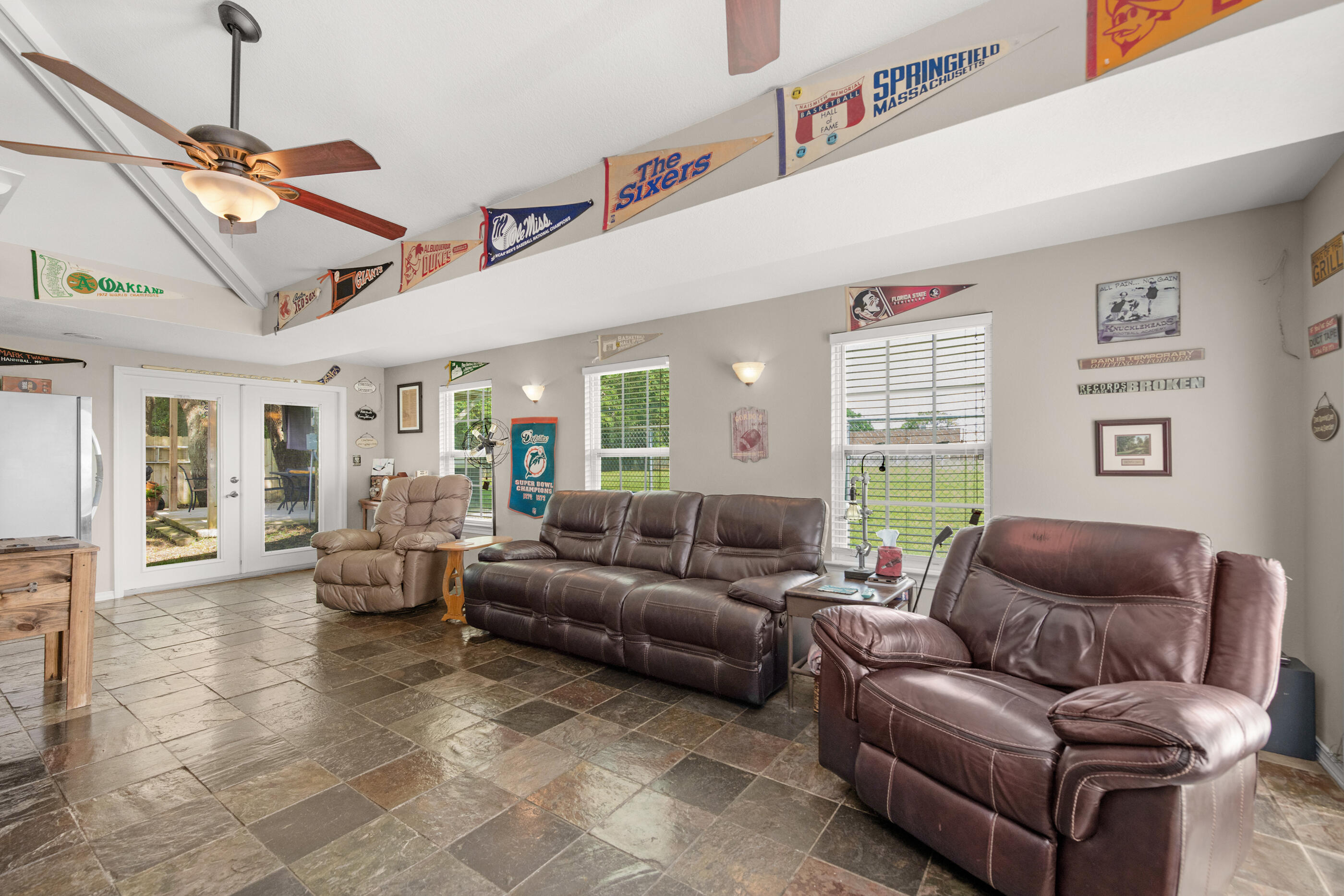 2587 Dana Court