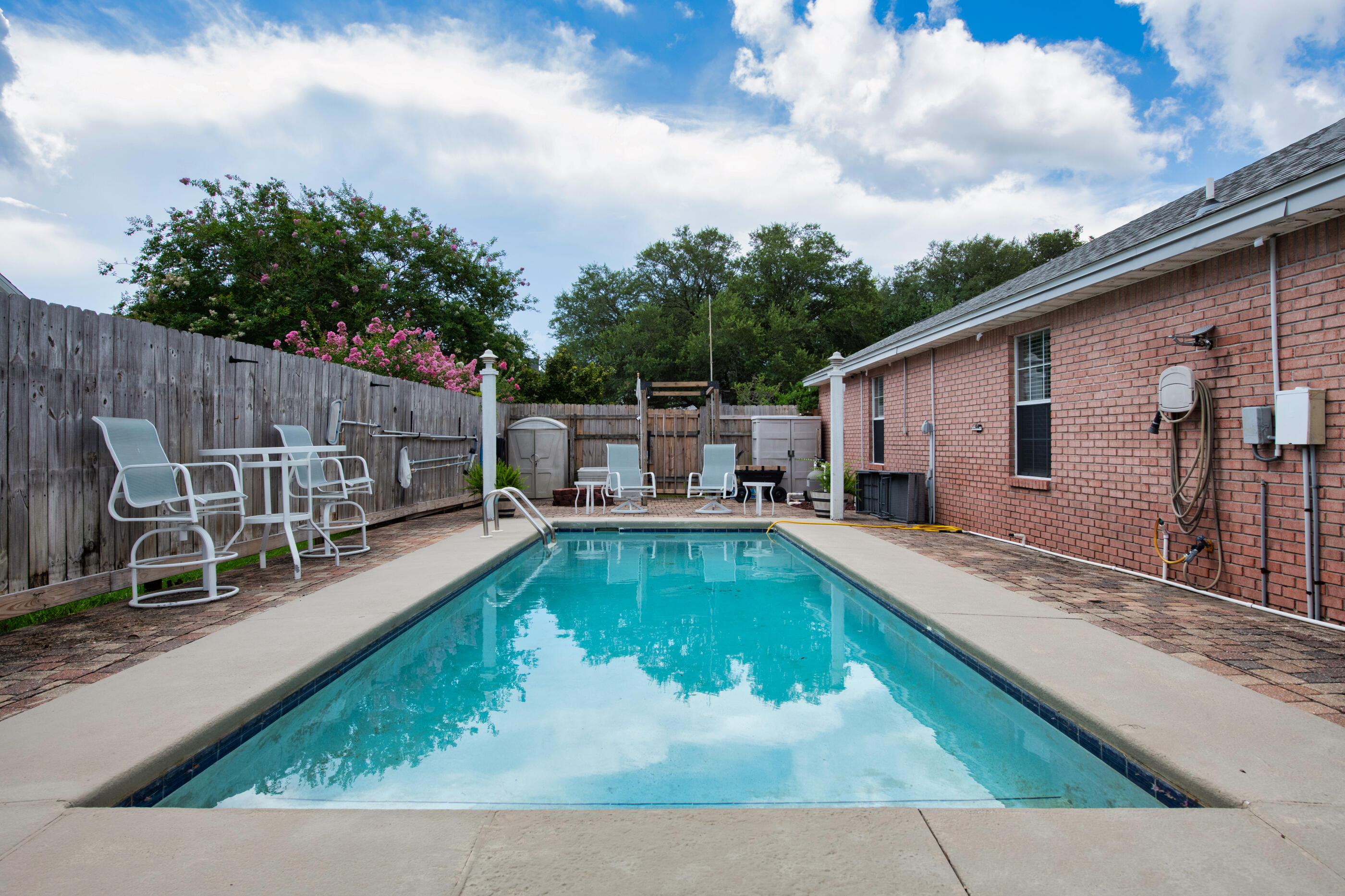 2587 Dana Court