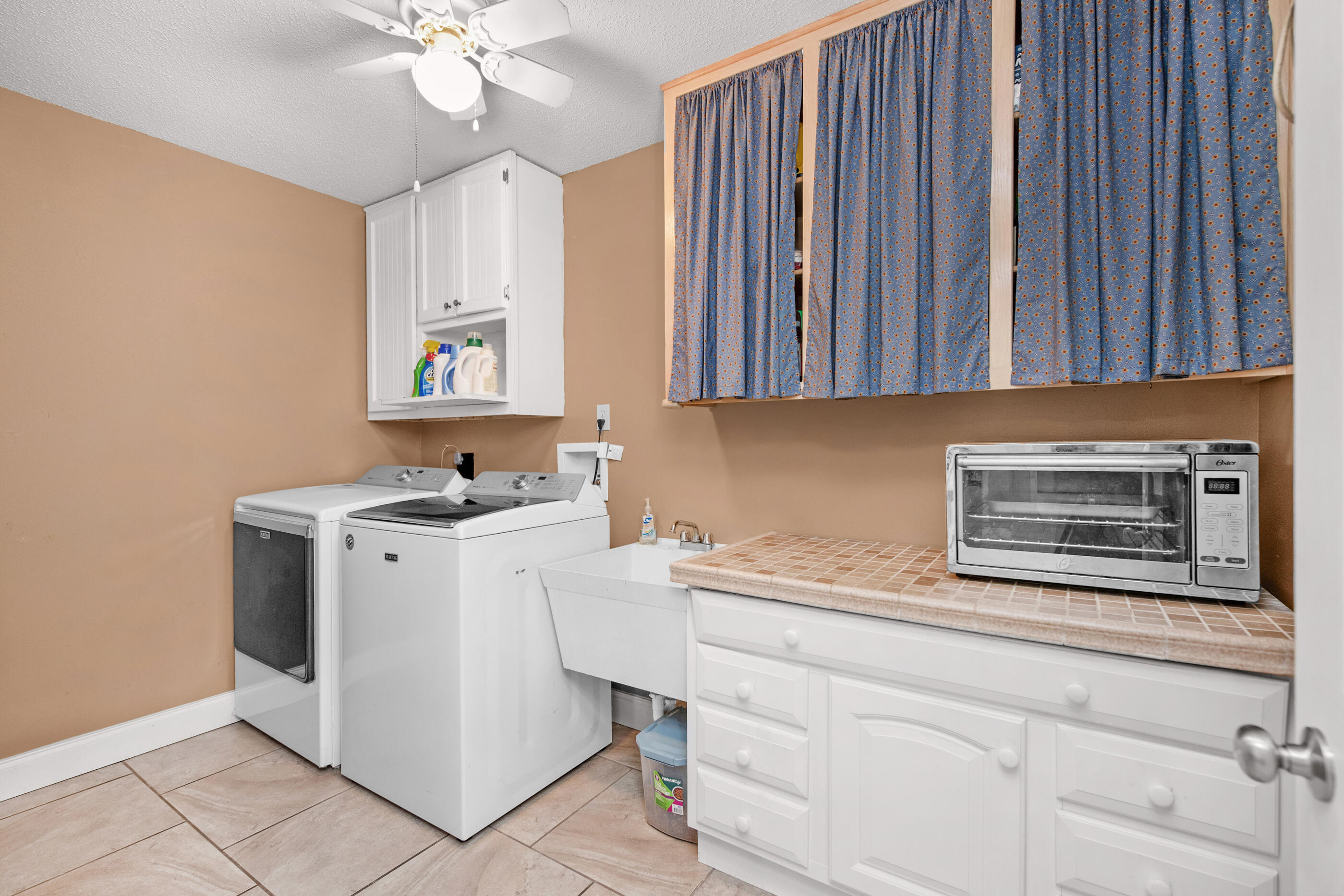 2587 Dana Court