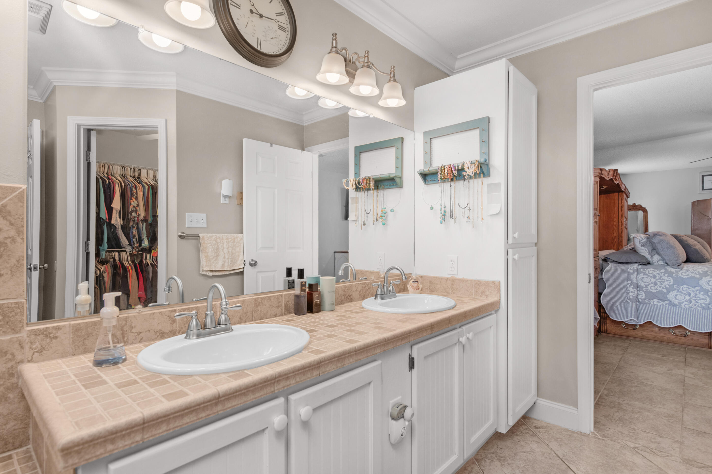2587 Dana Court