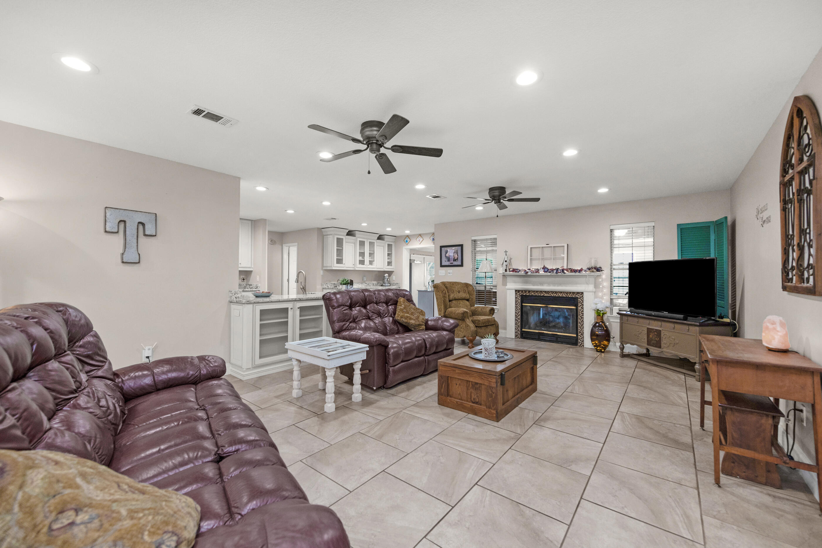 2587 Dana Court
