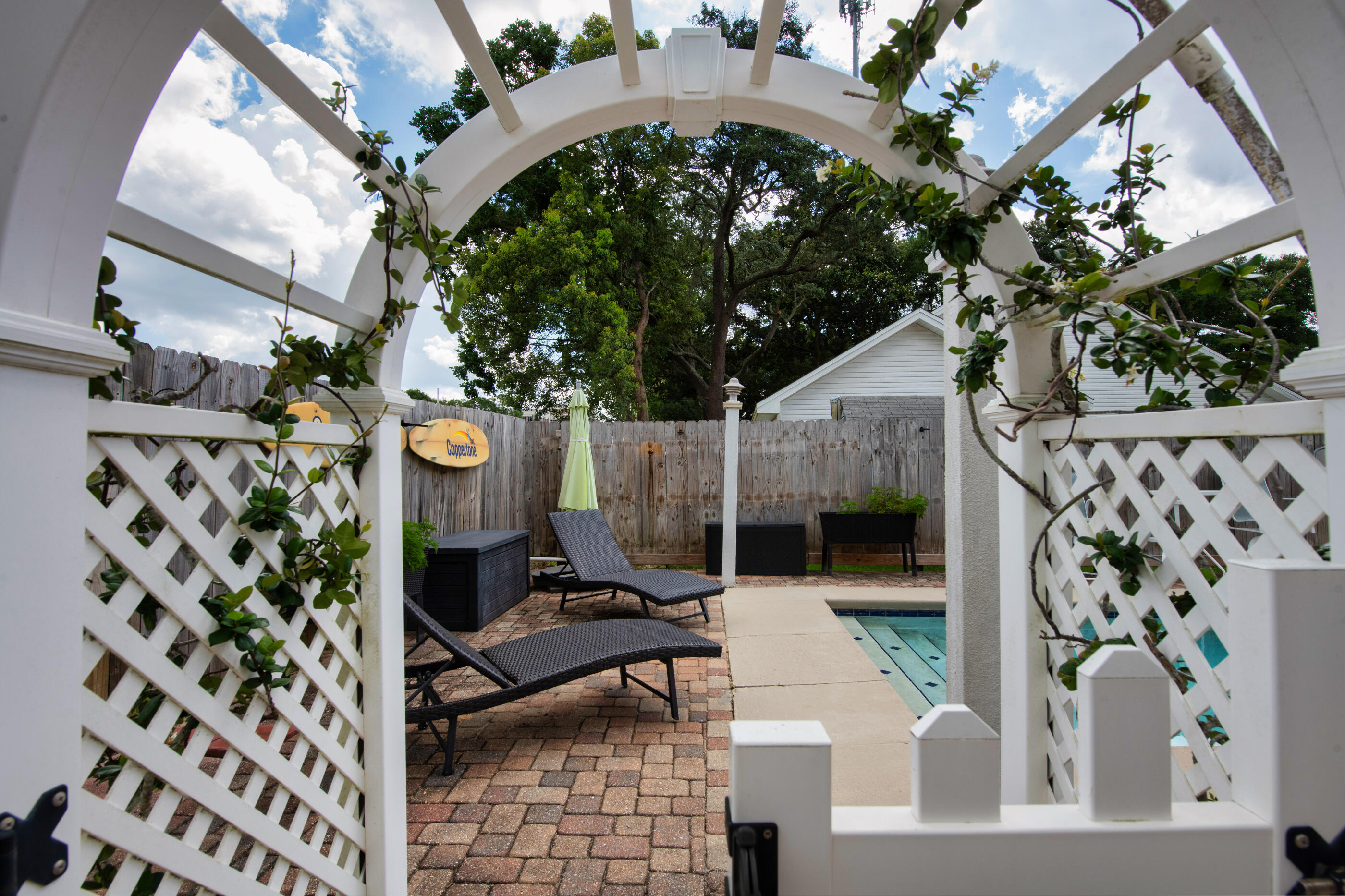 2587 Dana Court