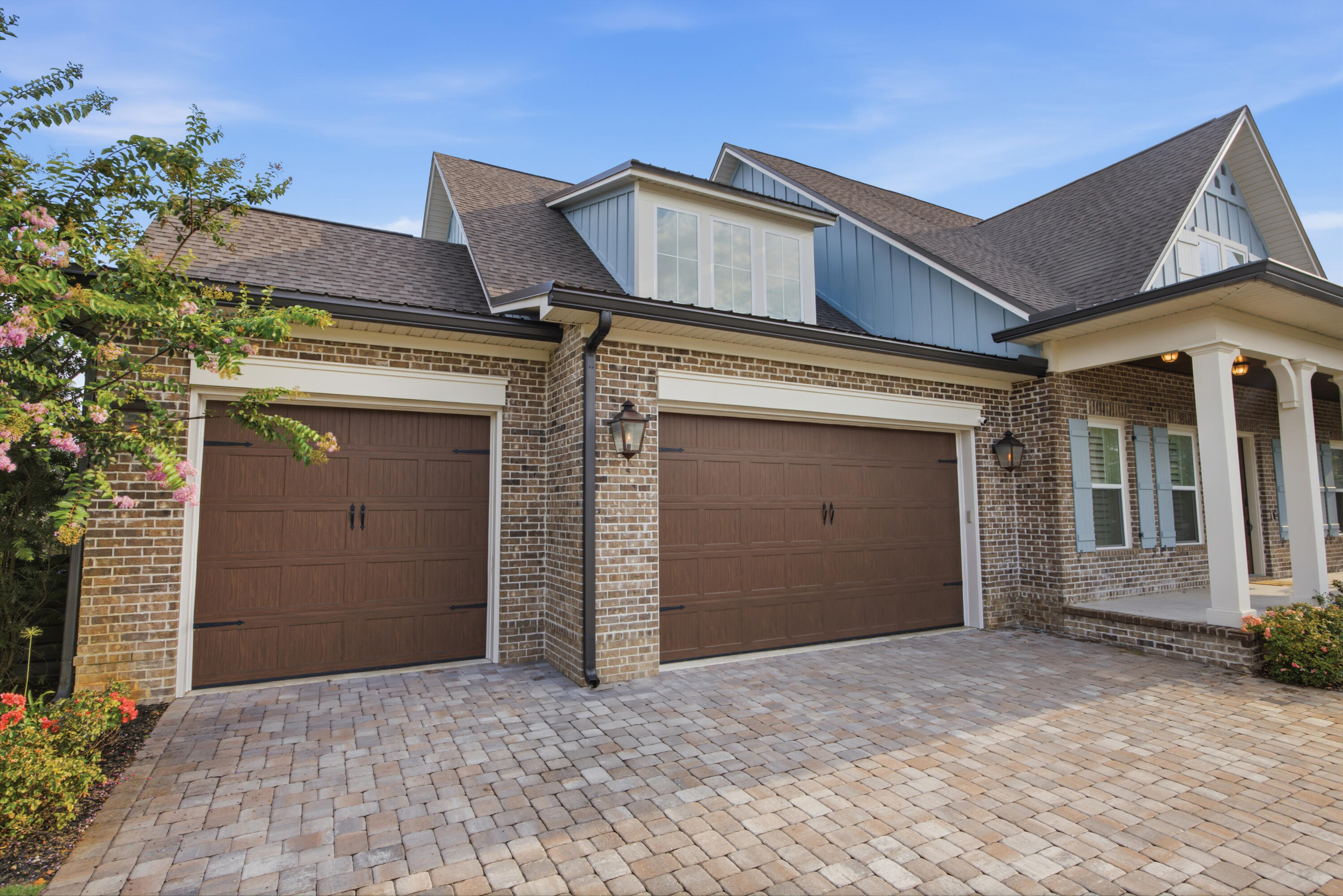 121 Revana Way