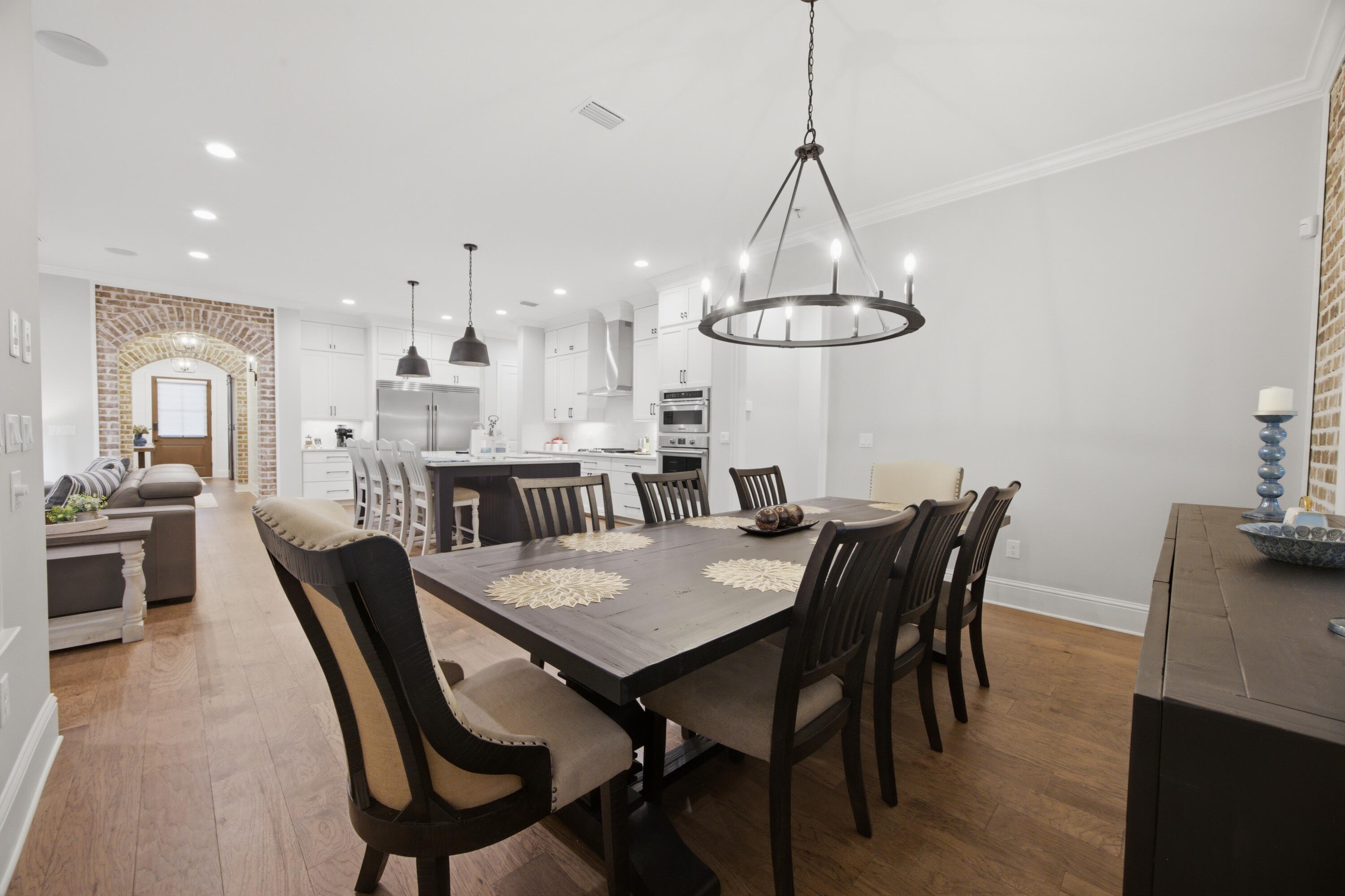 121 Revana Way