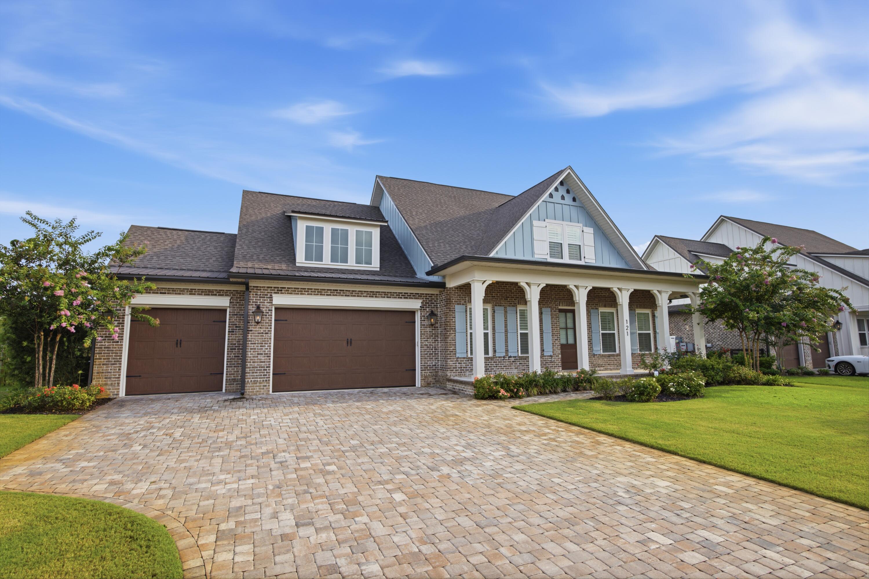 121 Revana Way
