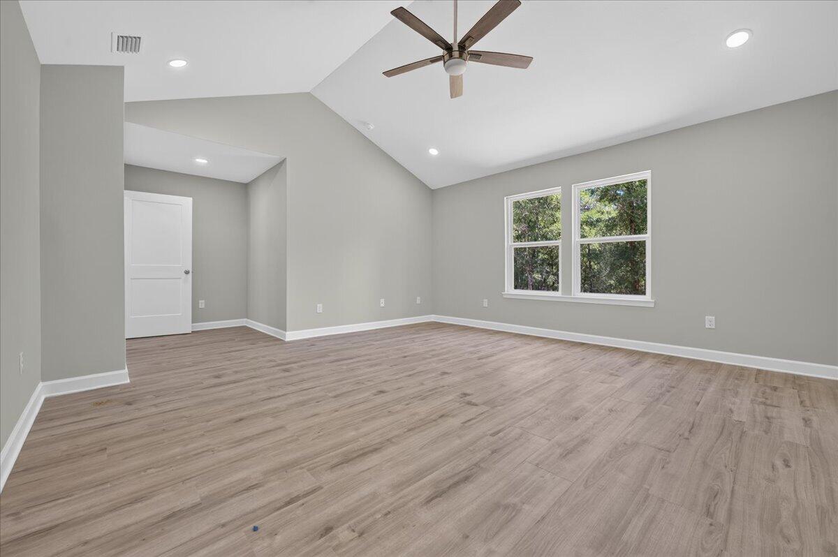 109 Spring Hill Road, DeFuniak Springs