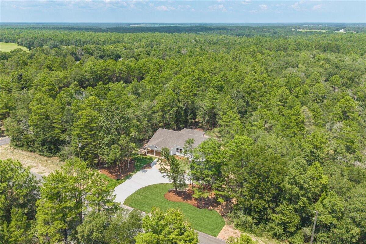 109 Spring Hill Road, DeFuniak Springs