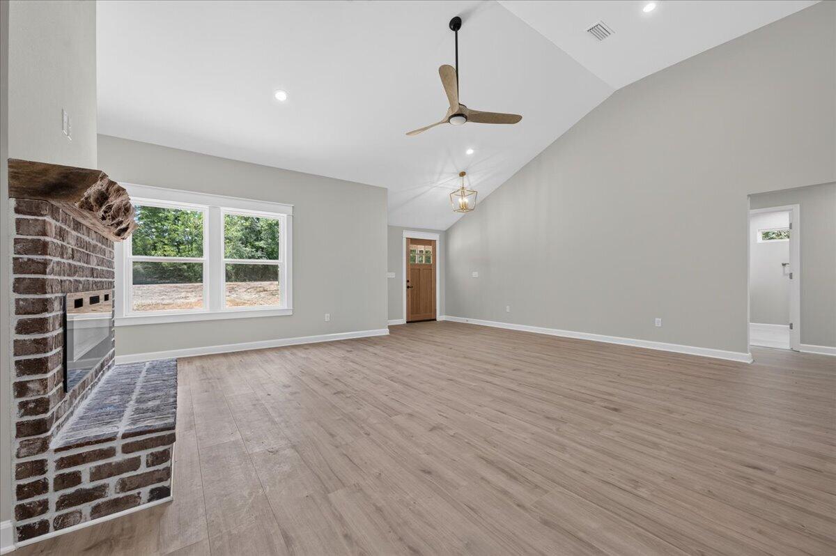109 Spring Hill Road, DeFuniak Springs