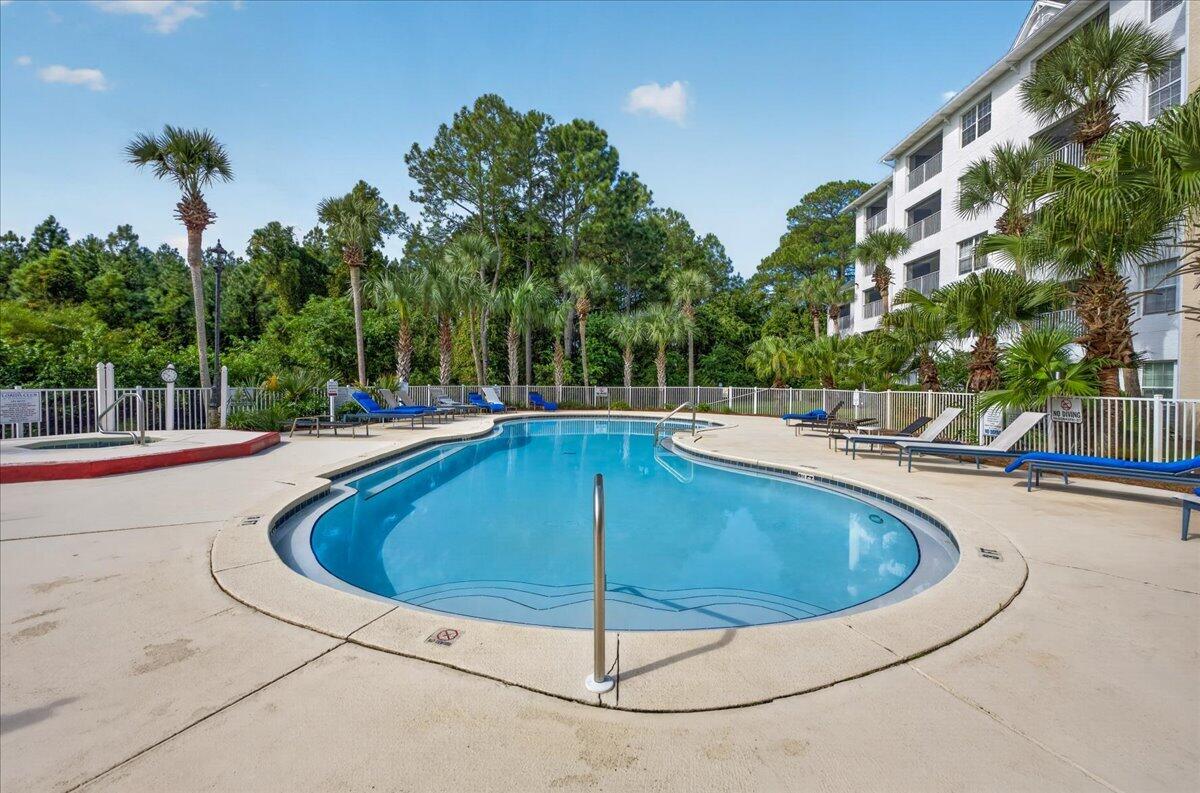 4276 Calinda Lane APT 114