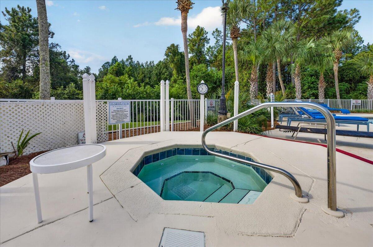 4276 Calinda Lane APT 114