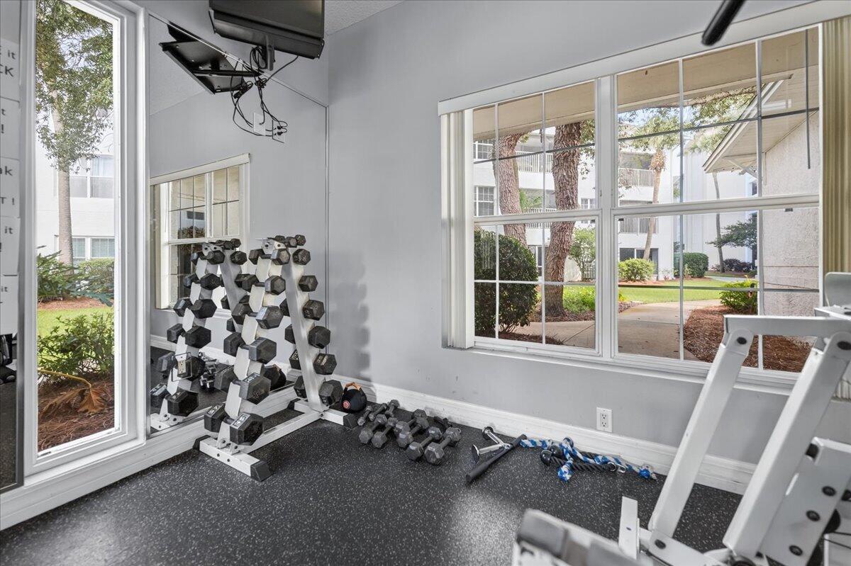 4276 Calinda Lane APT 114