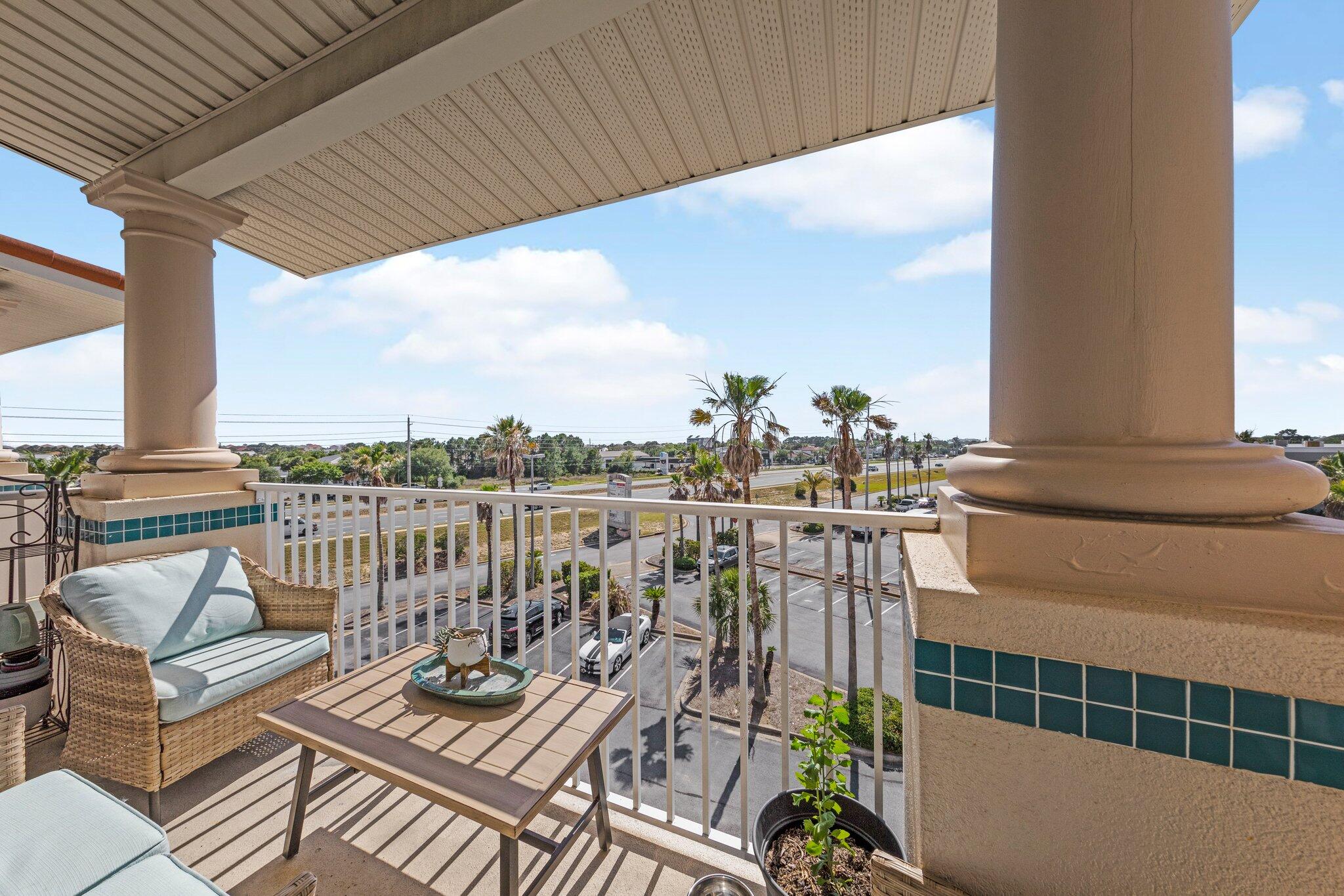 4507 Furling Lane, 311