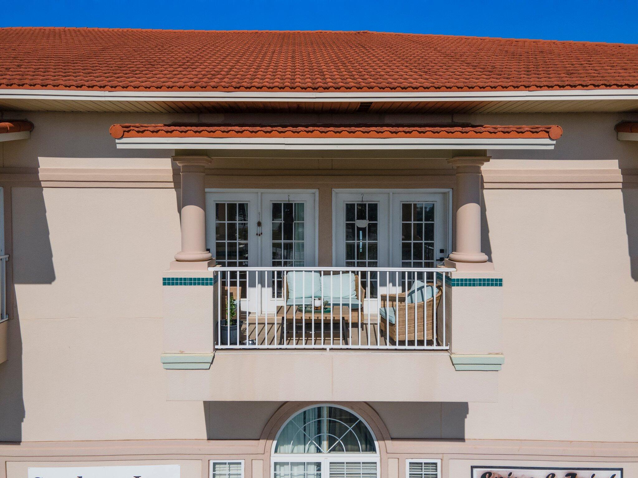 4507 Furling Lane, 311