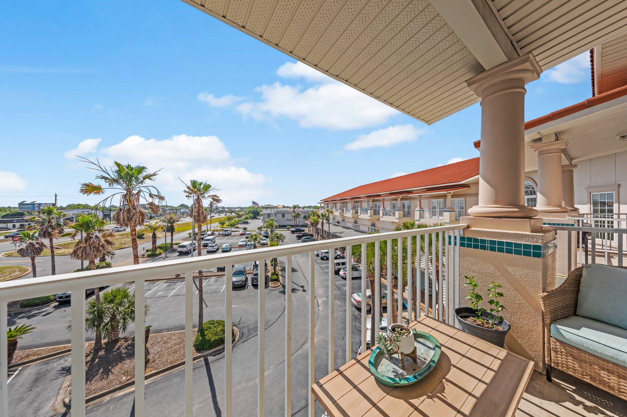 4507 Furling Lane, 311