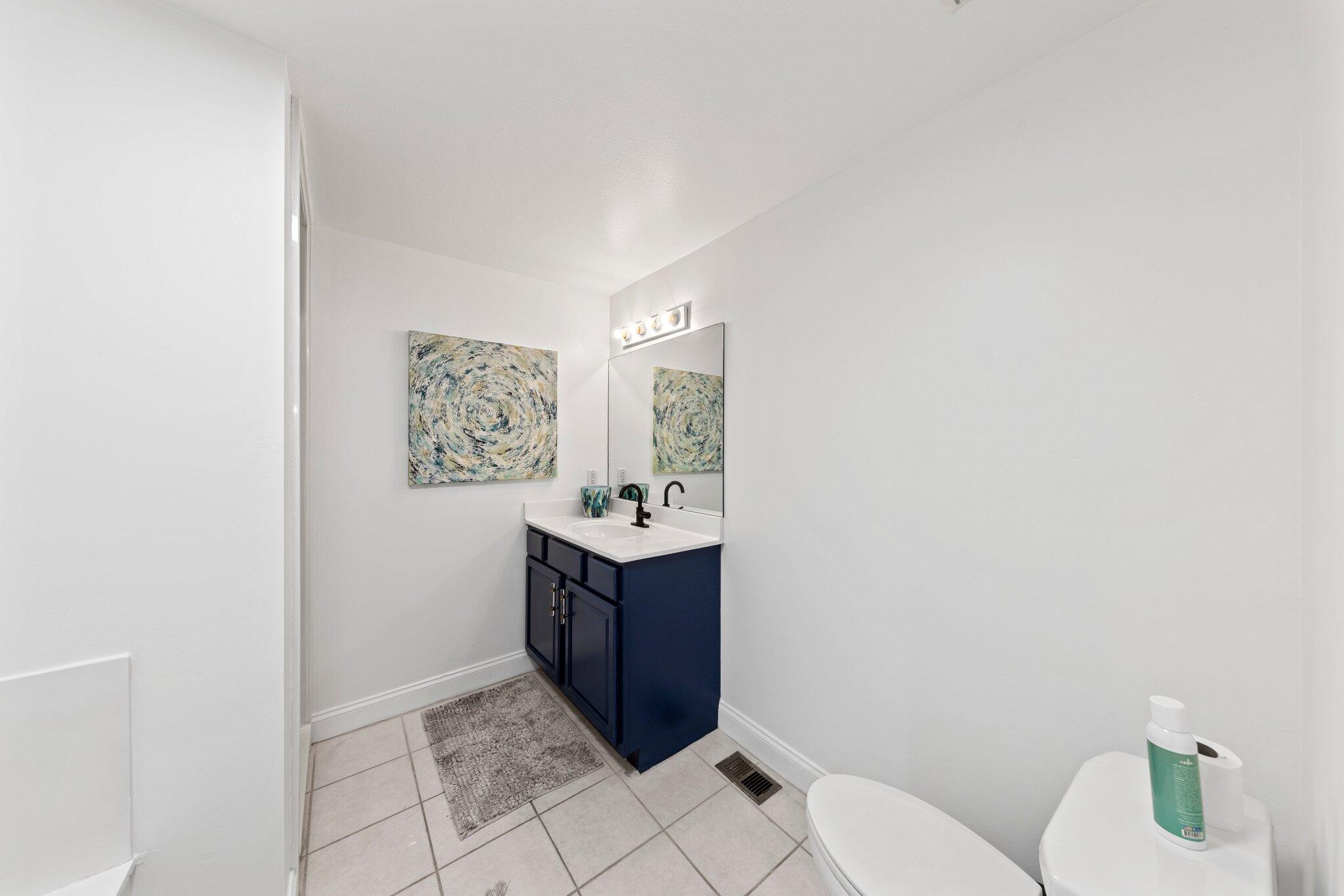 4507 Furling Lane, 311