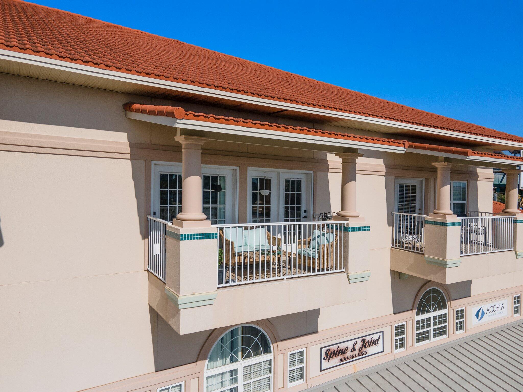 4507 Furling Lane, 311