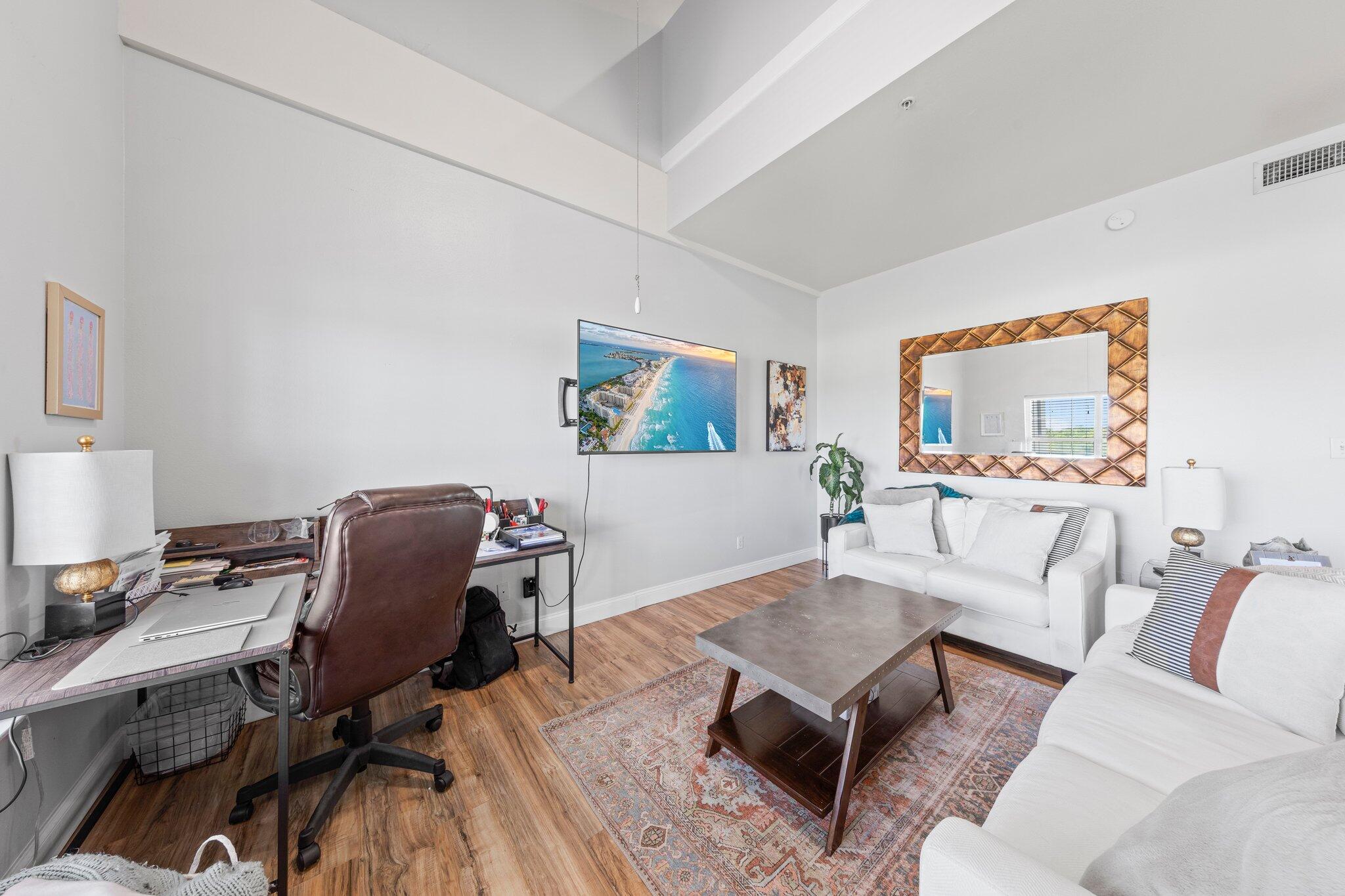 4507 Furling Lane, 311