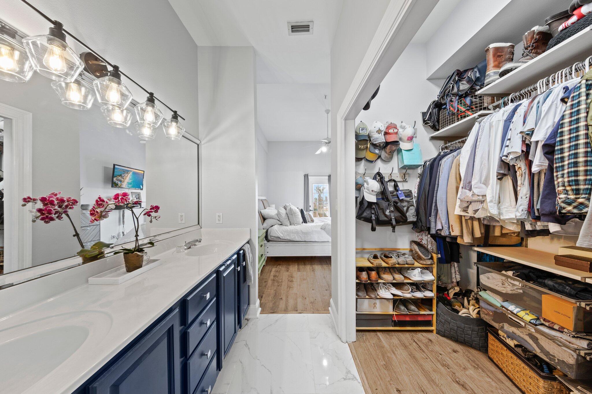 4507 Furling Lane, 311