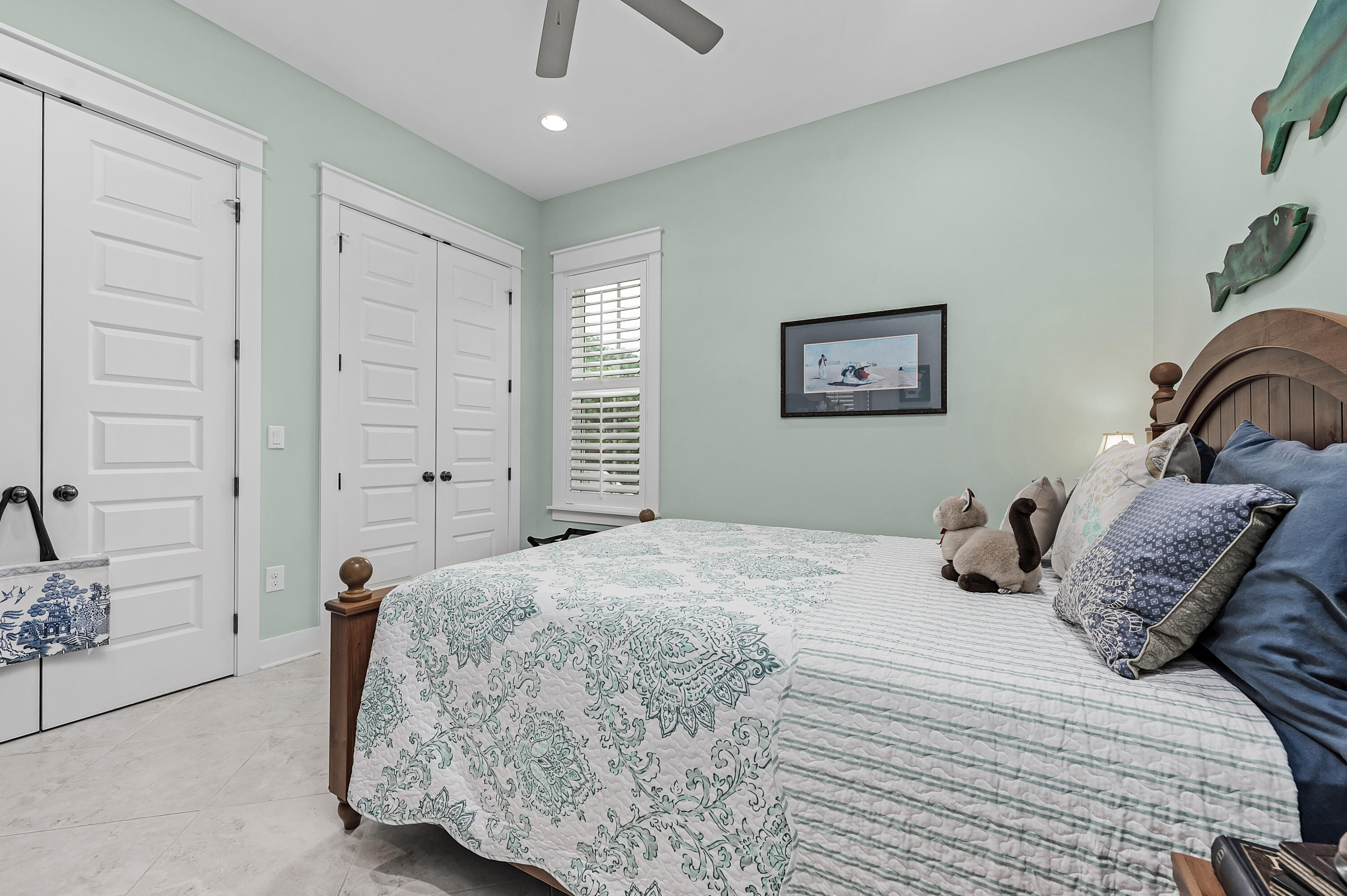 19 Front Porch Circle