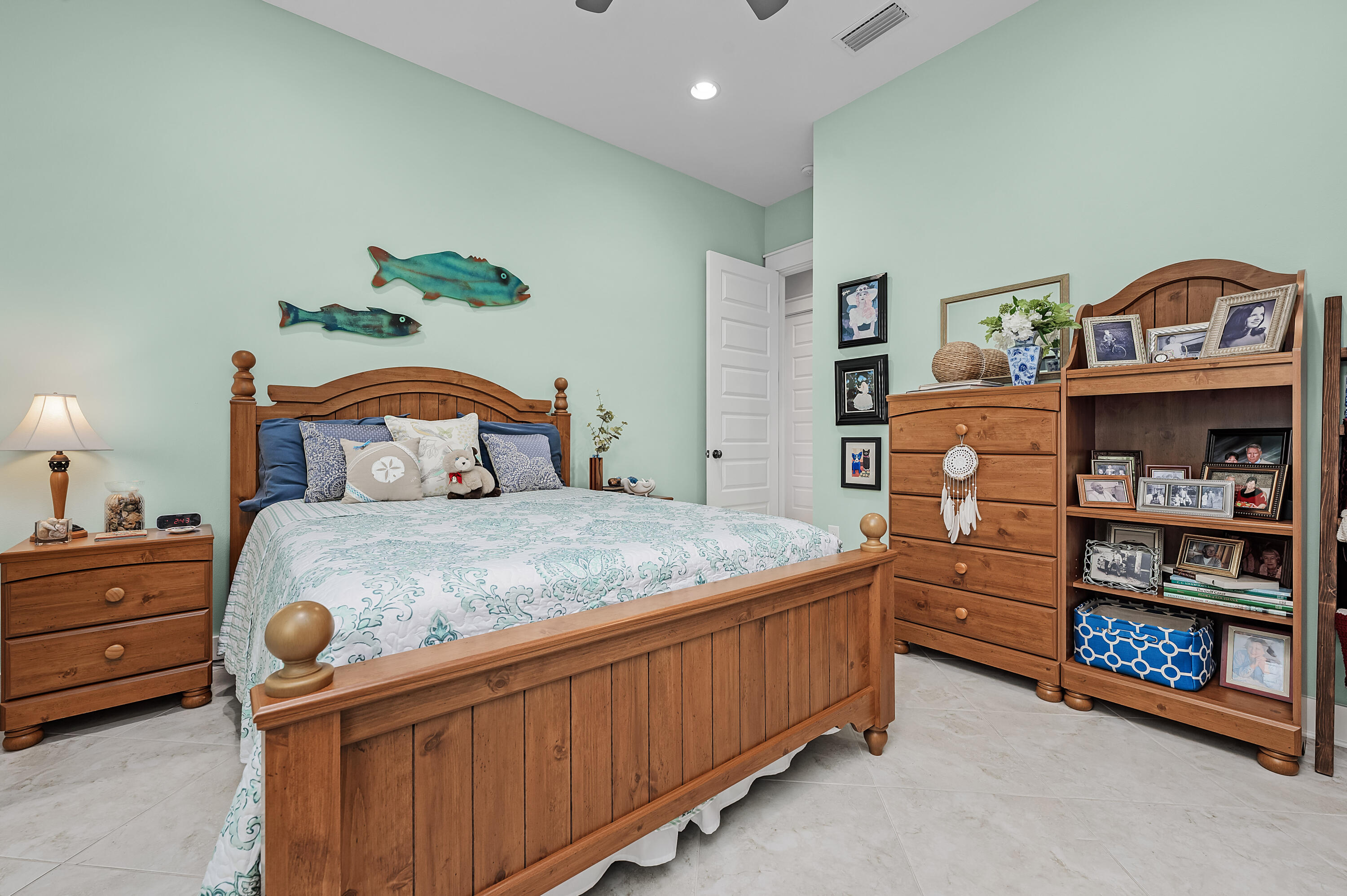 19 Front Porch Circle