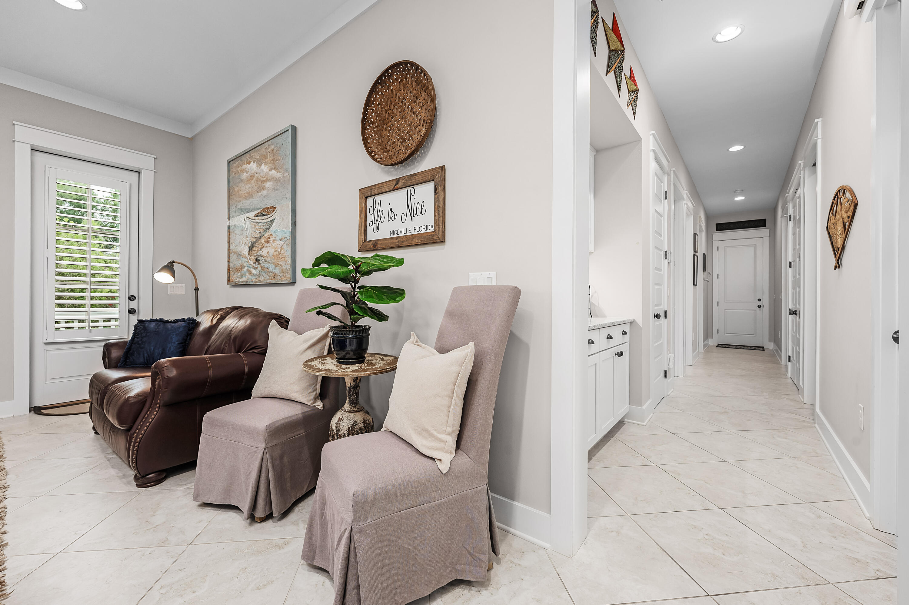 19 Front Porch Circle