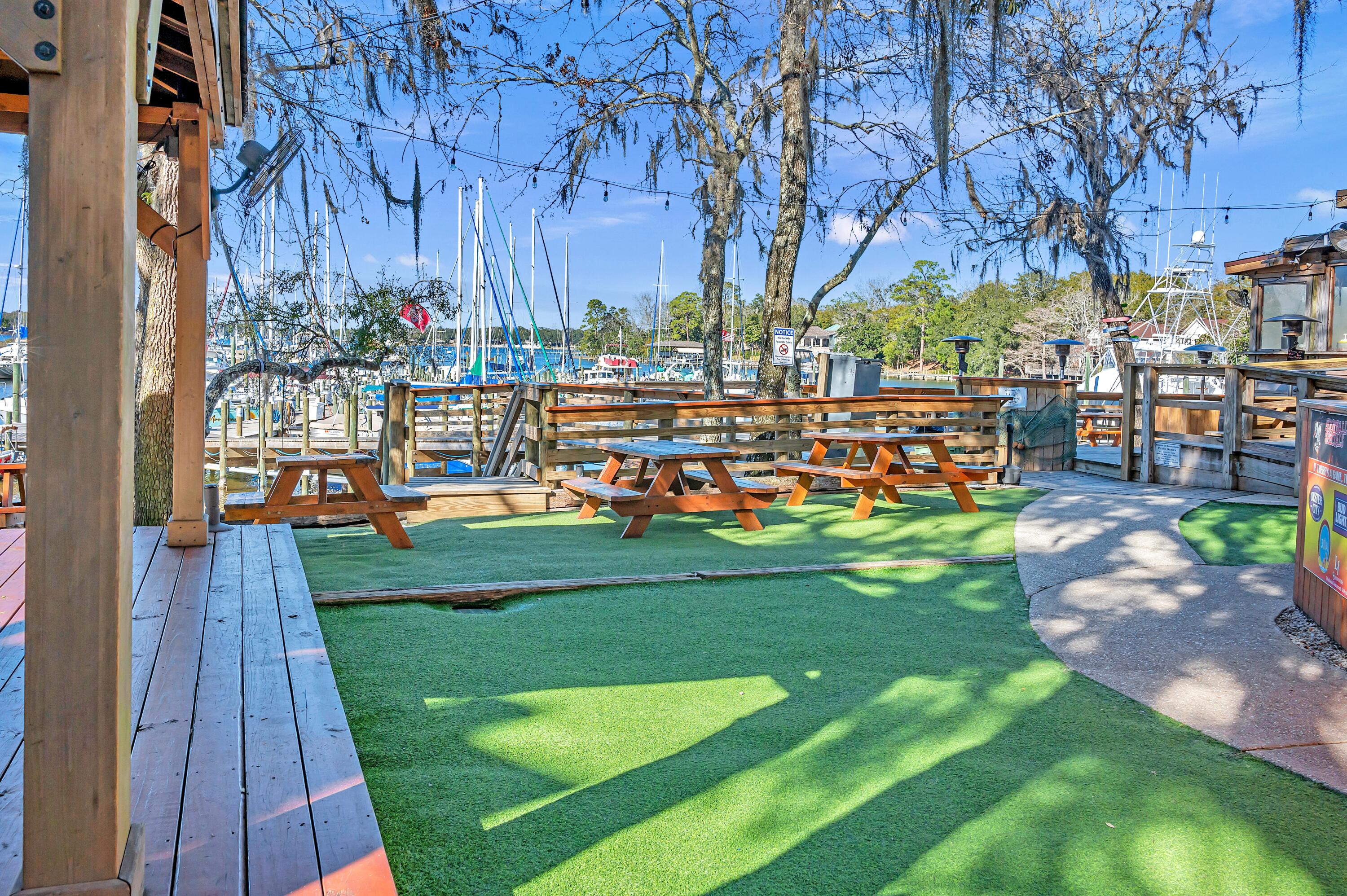 300 Yacht Club Drive, UNIT 04