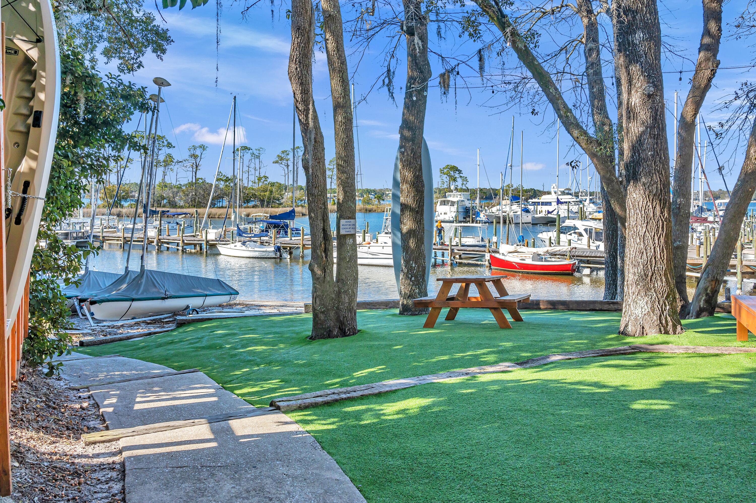 300 Yacht Club Drive, UNIT 04