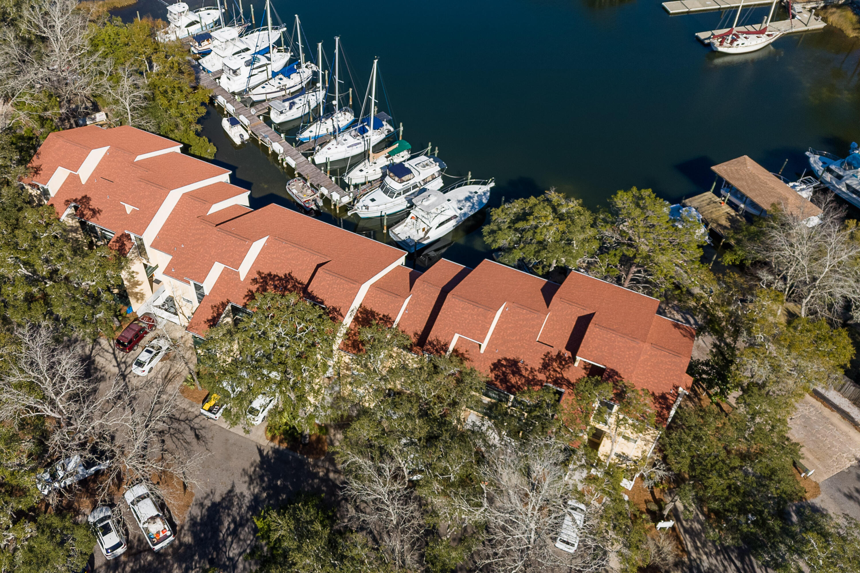 300 Yacht Club Drive, UNIT 04