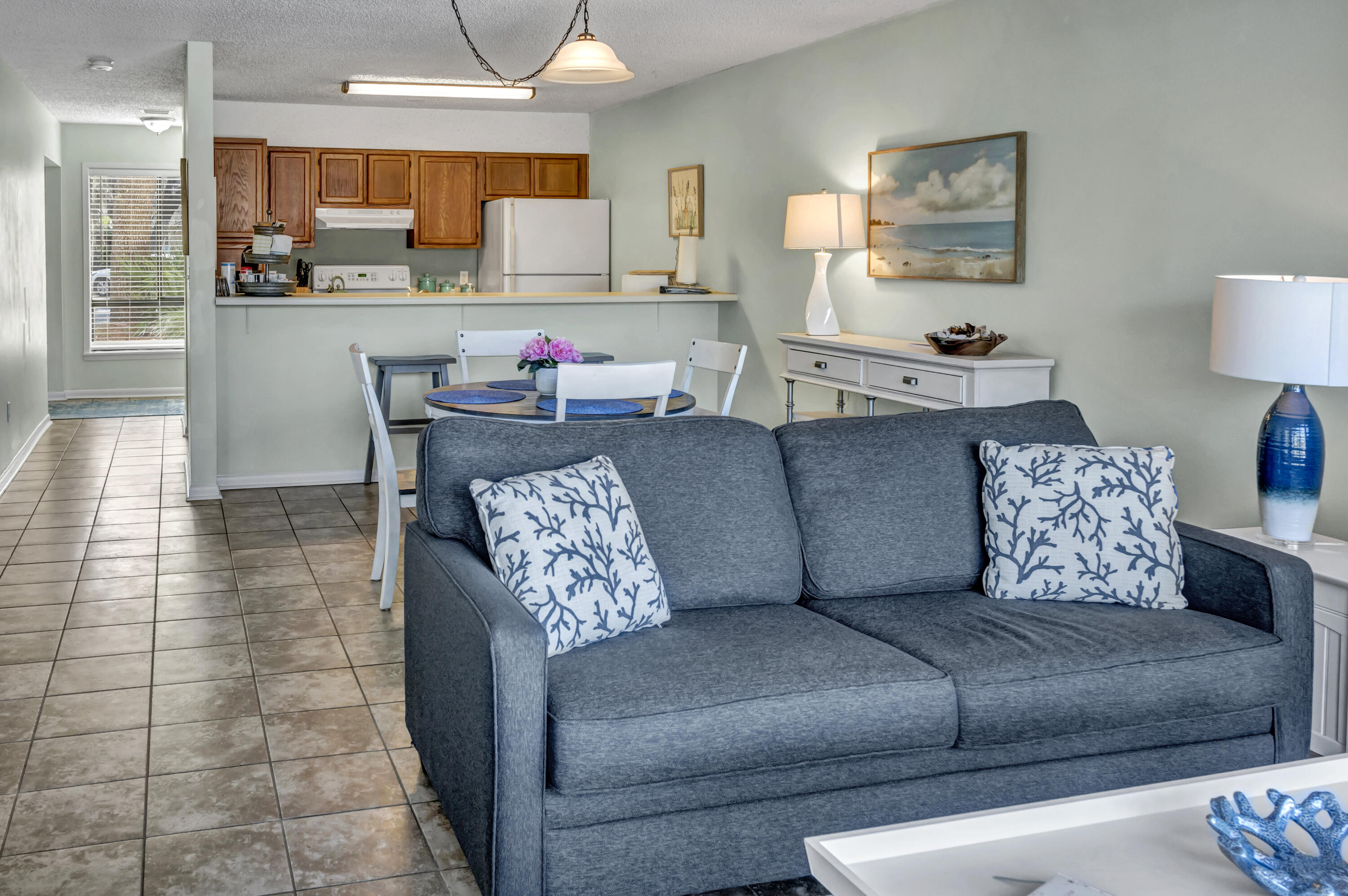 300 Yacht Club Drive, UNIT 04