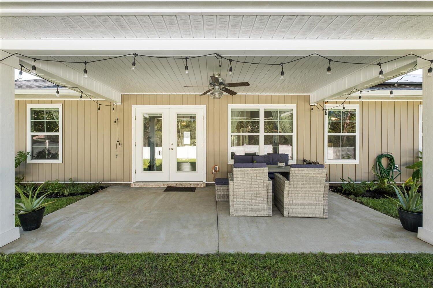 1858 Justice Circle Circle