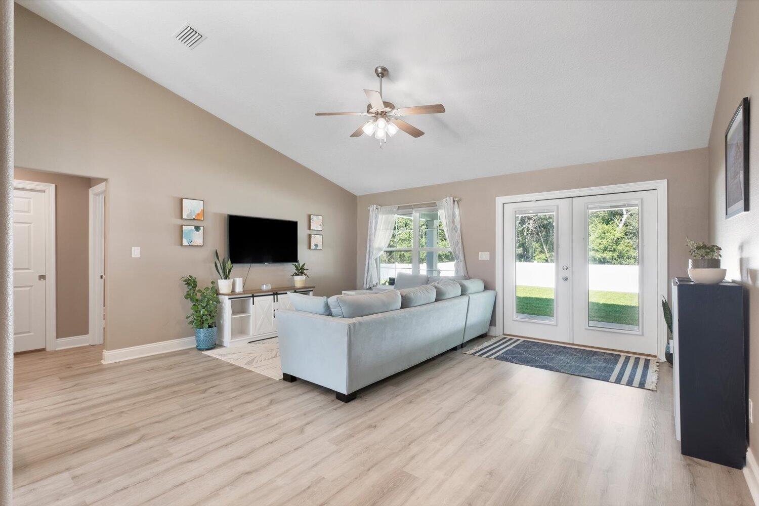 1858 Justice Circle Circle