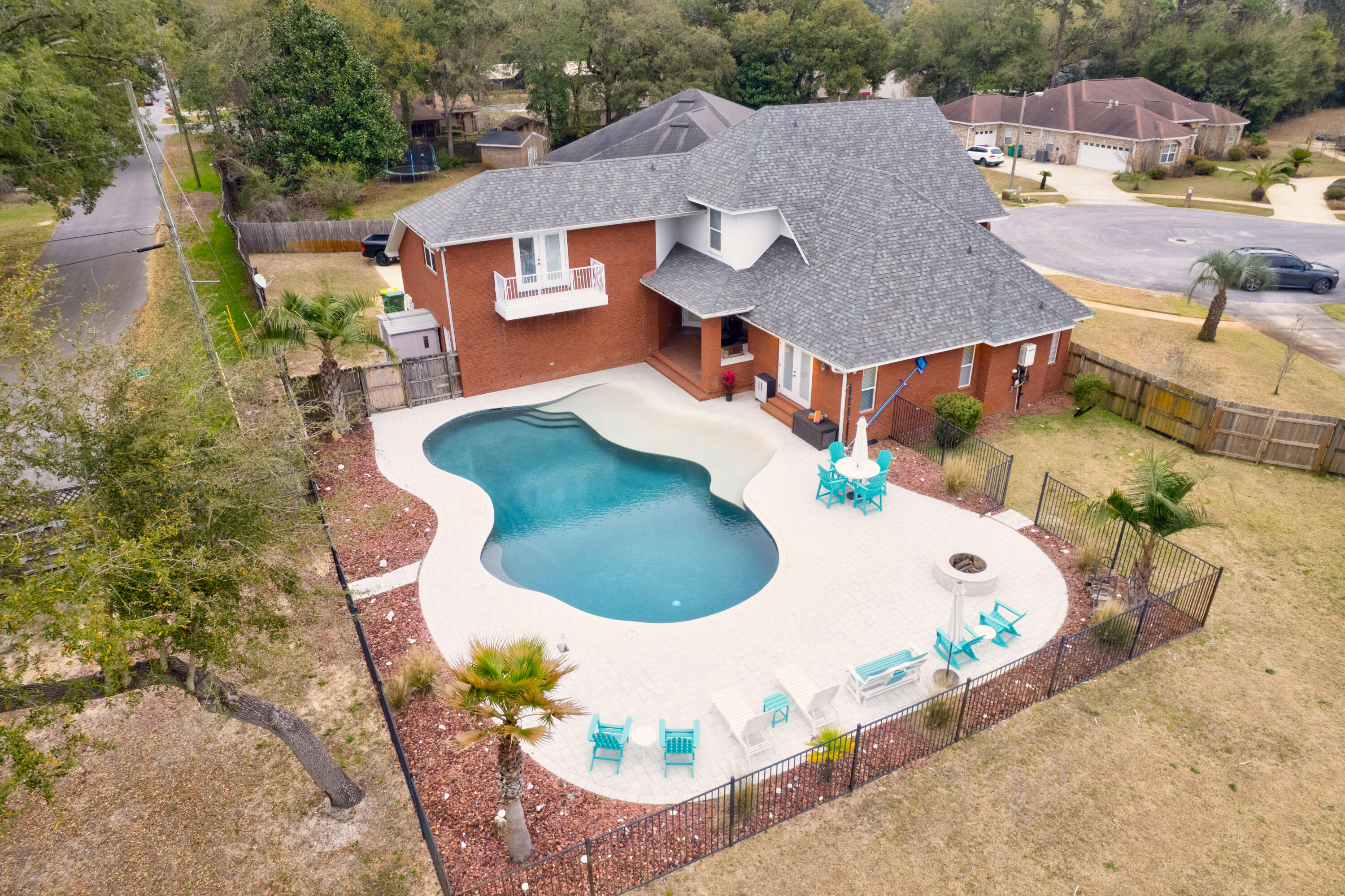 903 Mahogany Court