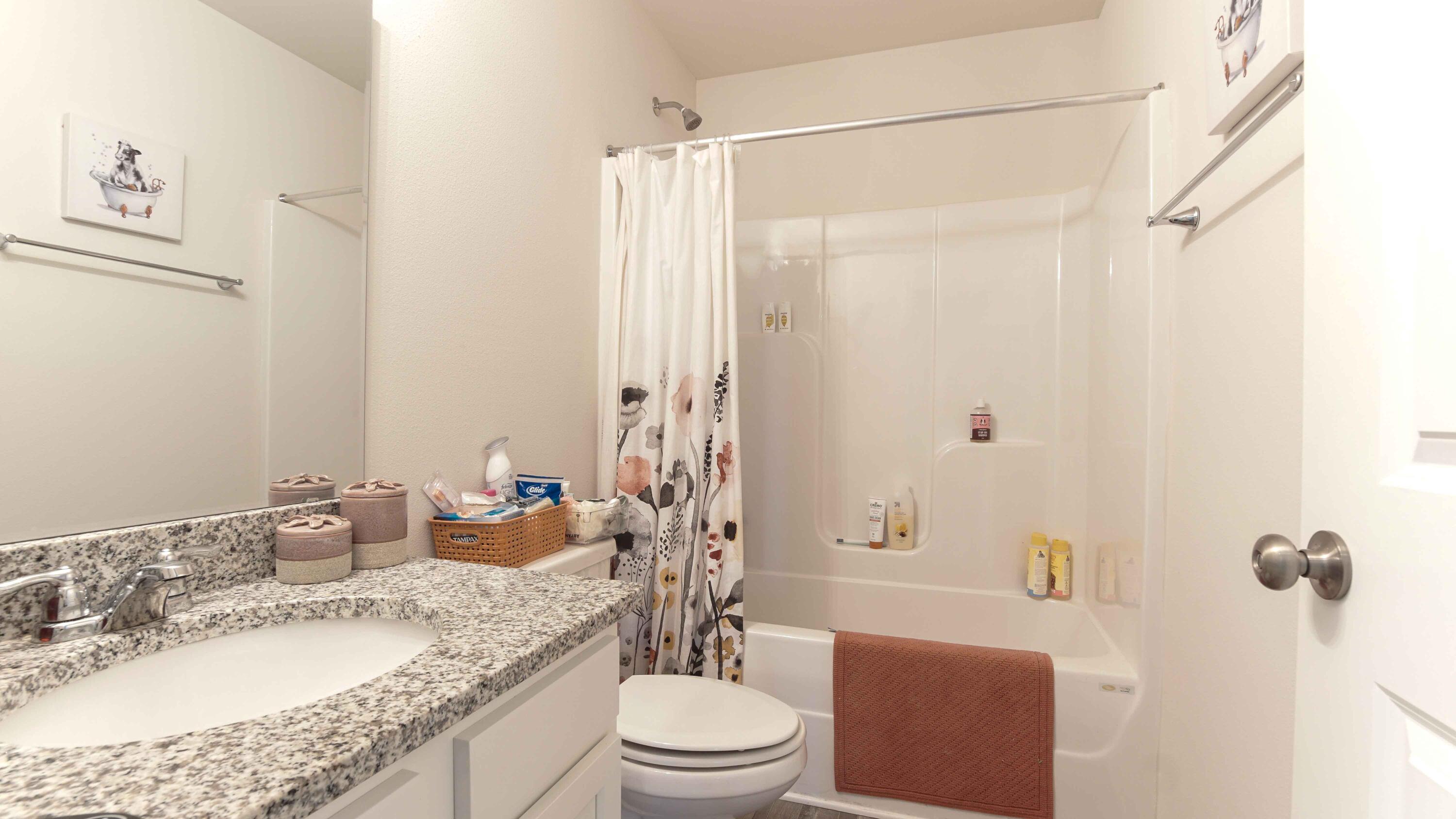 69 W Lockwood Way, DeFuniak Springs