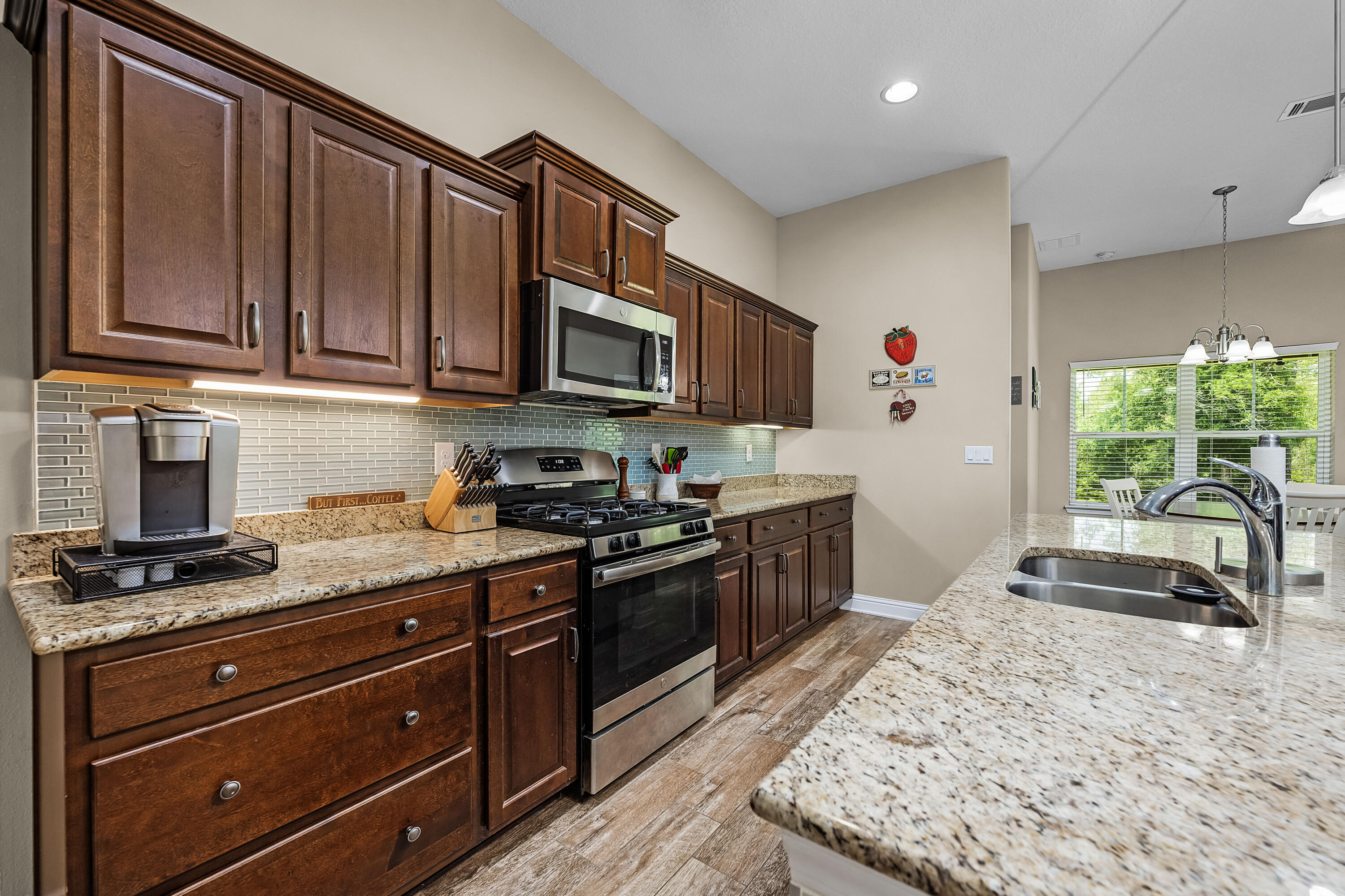 6085 Walk Along Way Way