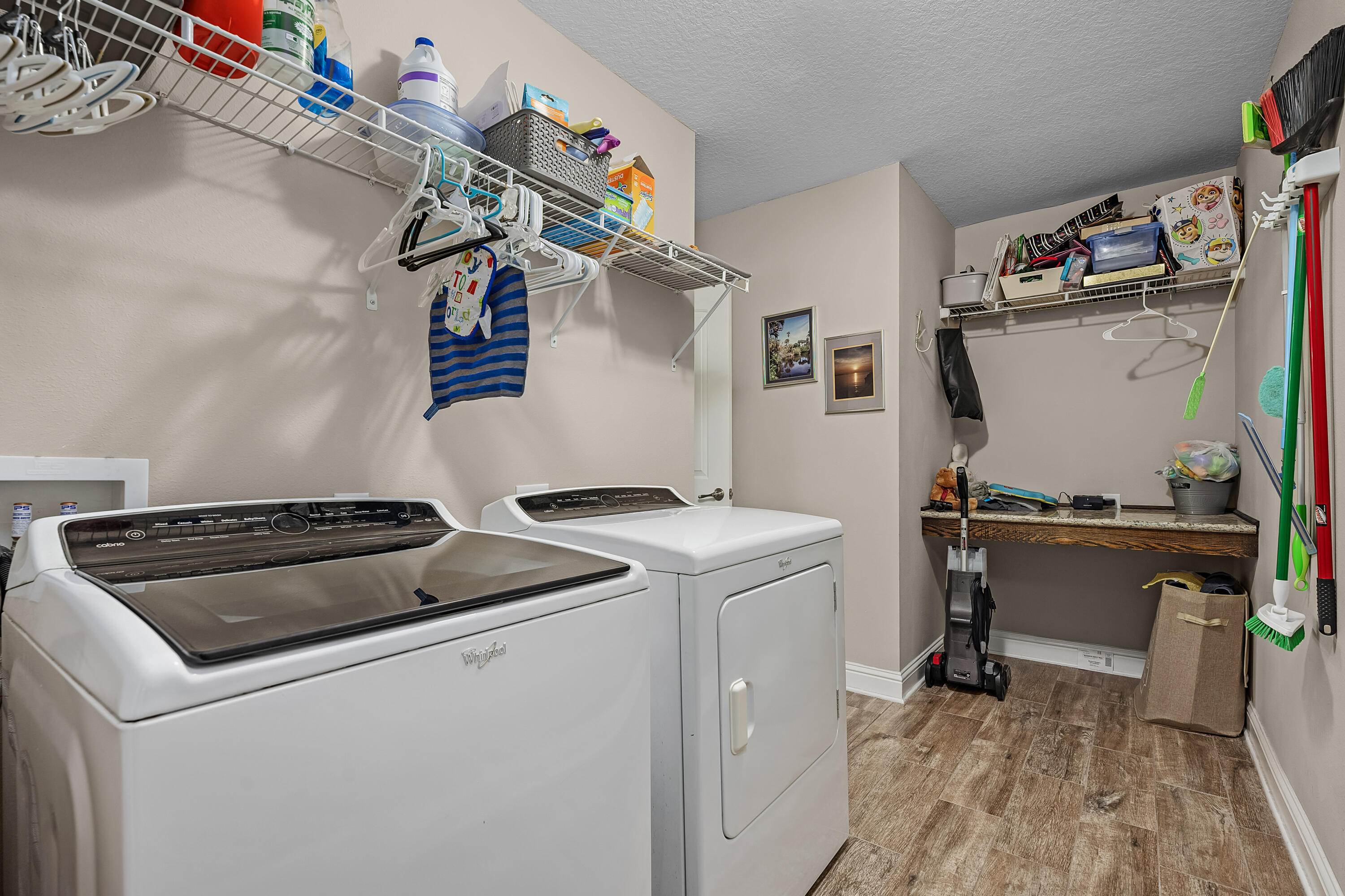 6085 Walk Along Way Way