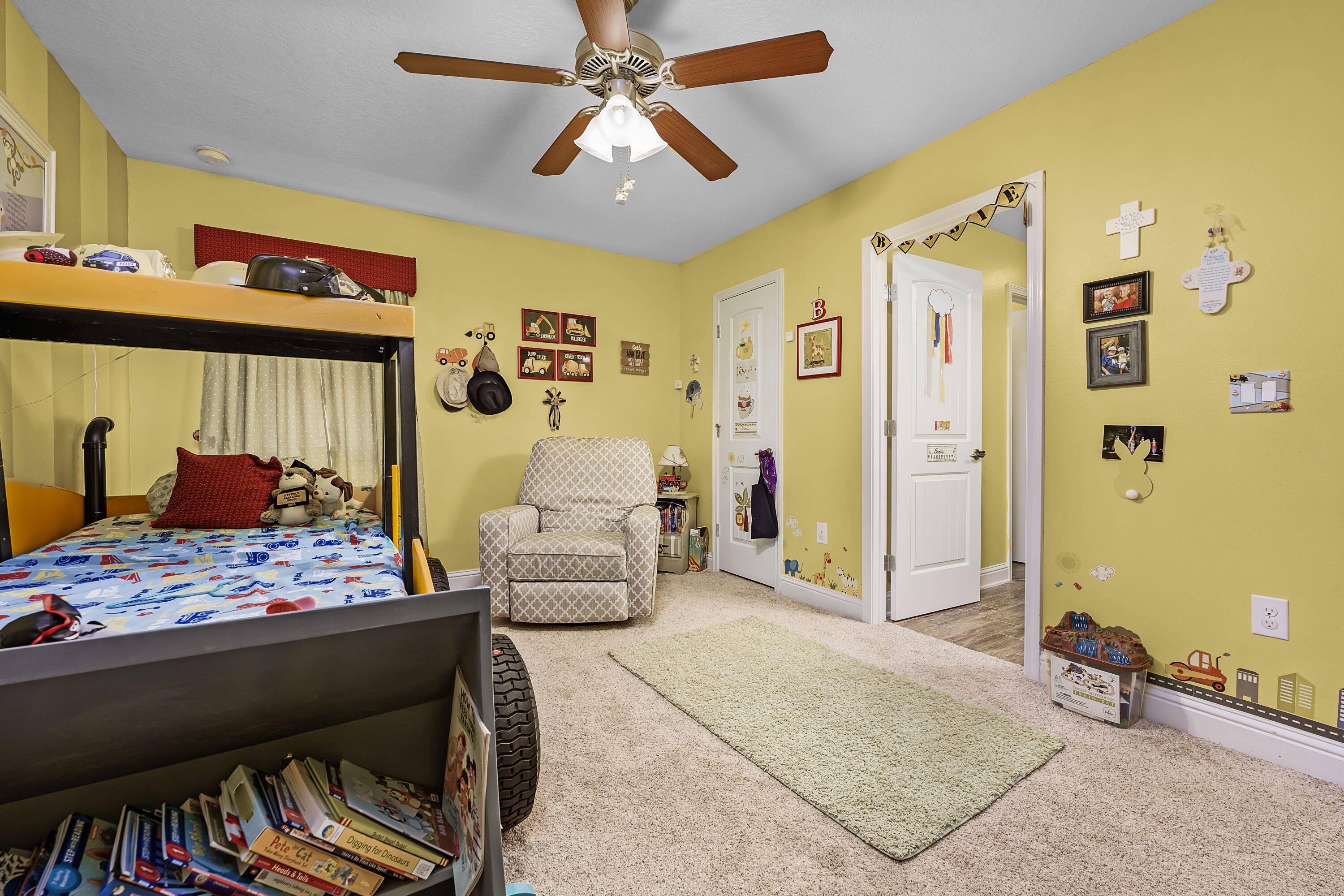 6085 Walk Along Way Way