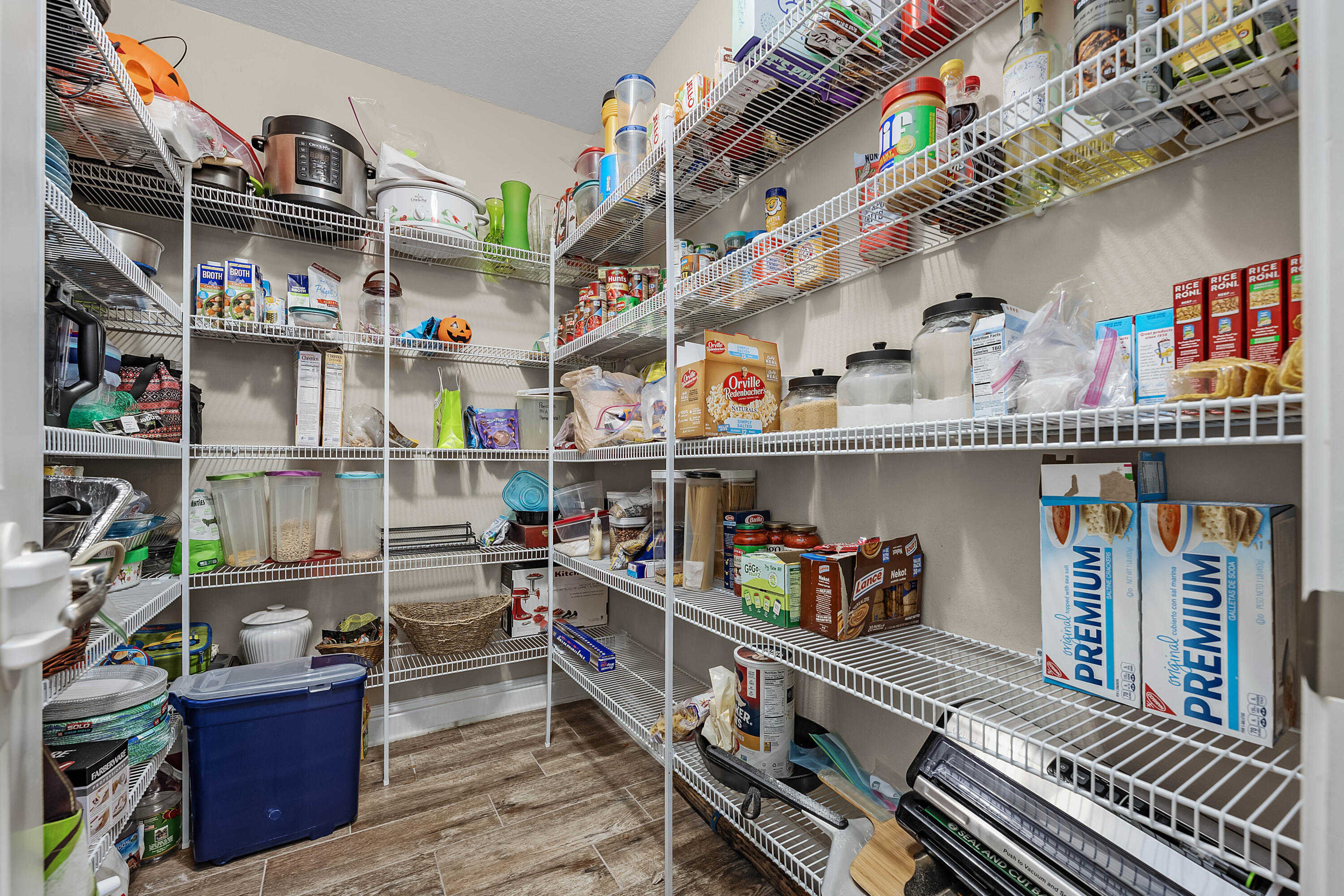 6085 Walk Along Way Way