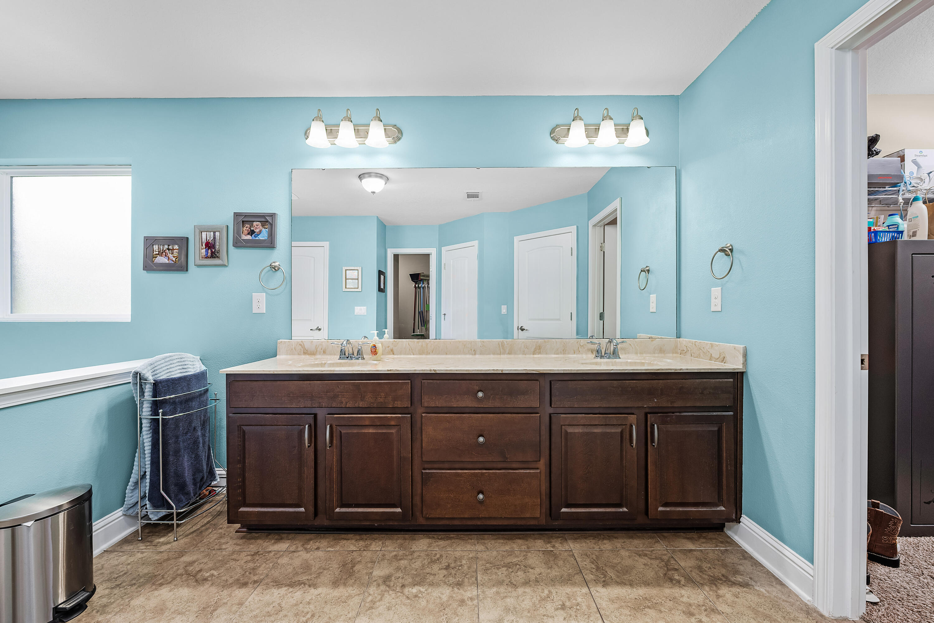 6085 Walk Along Way Way