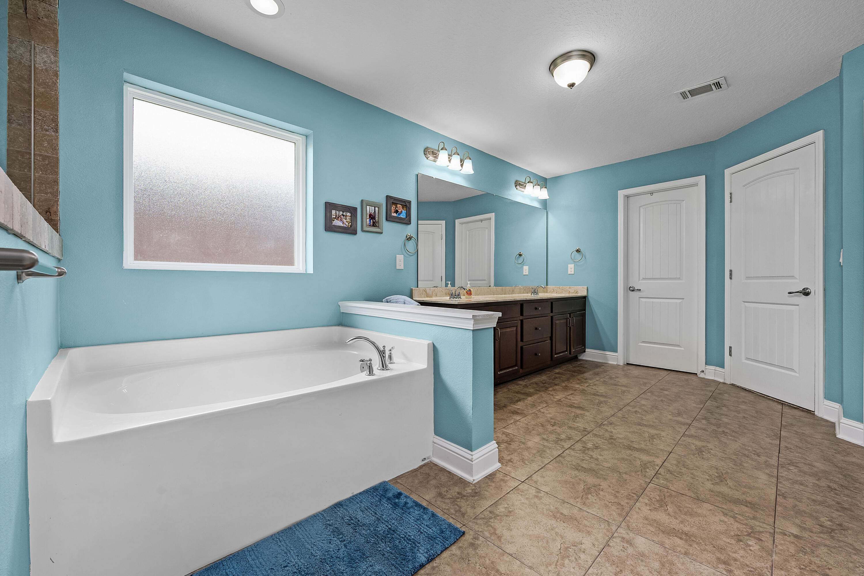 6085 Walk Along Way Way