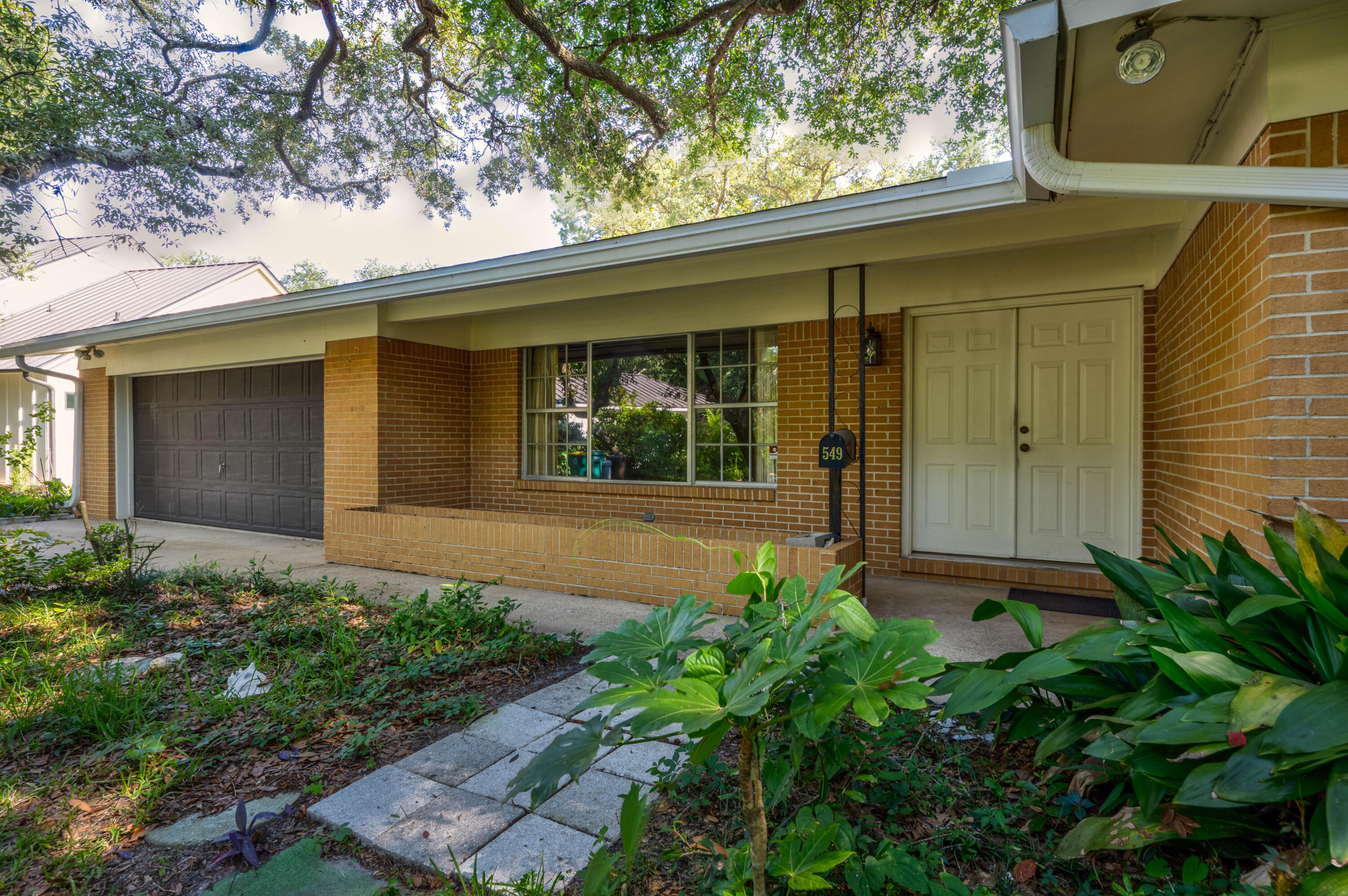 549 Pocahontas Drive