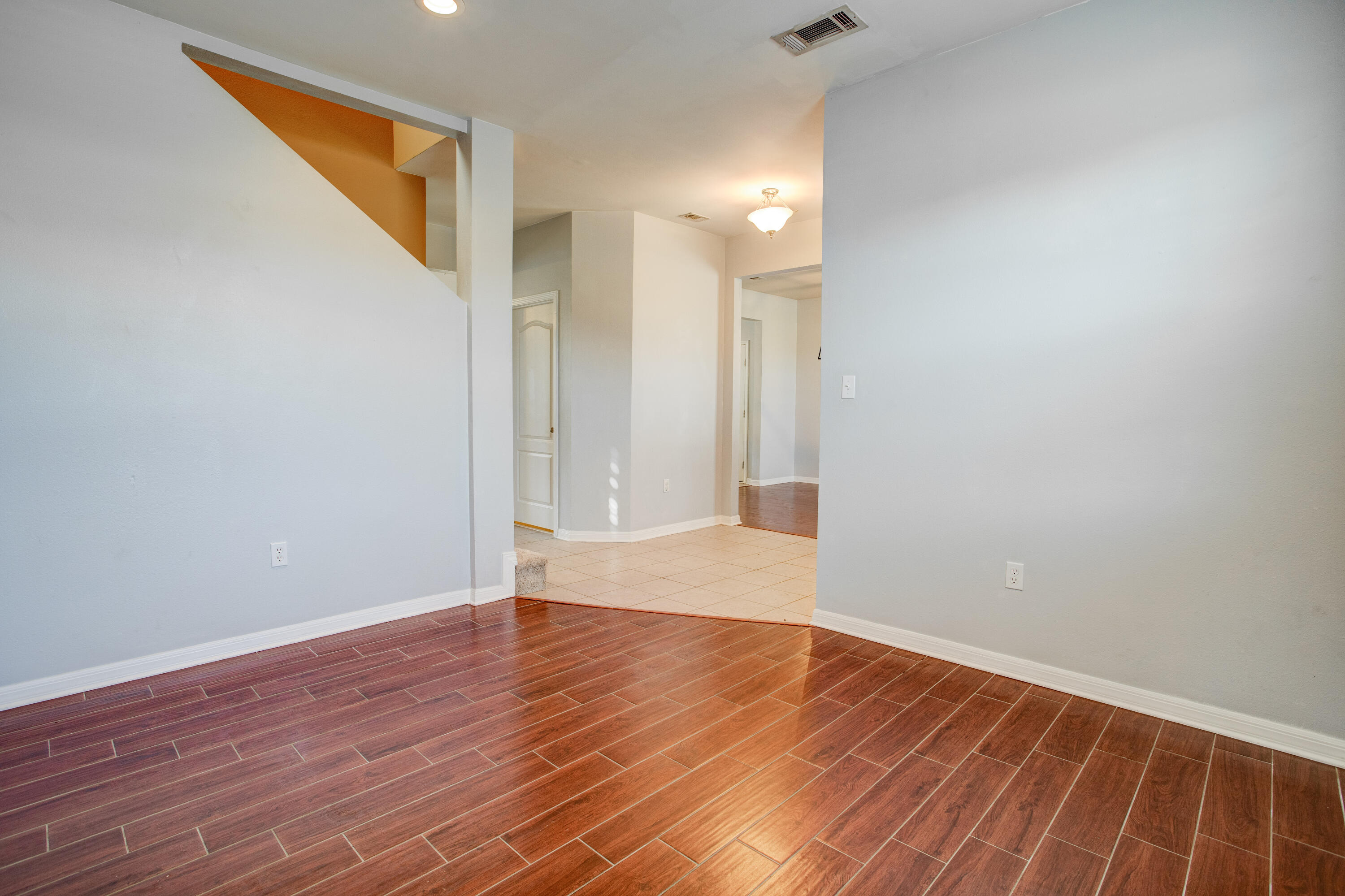 310 Peoria Boulevard